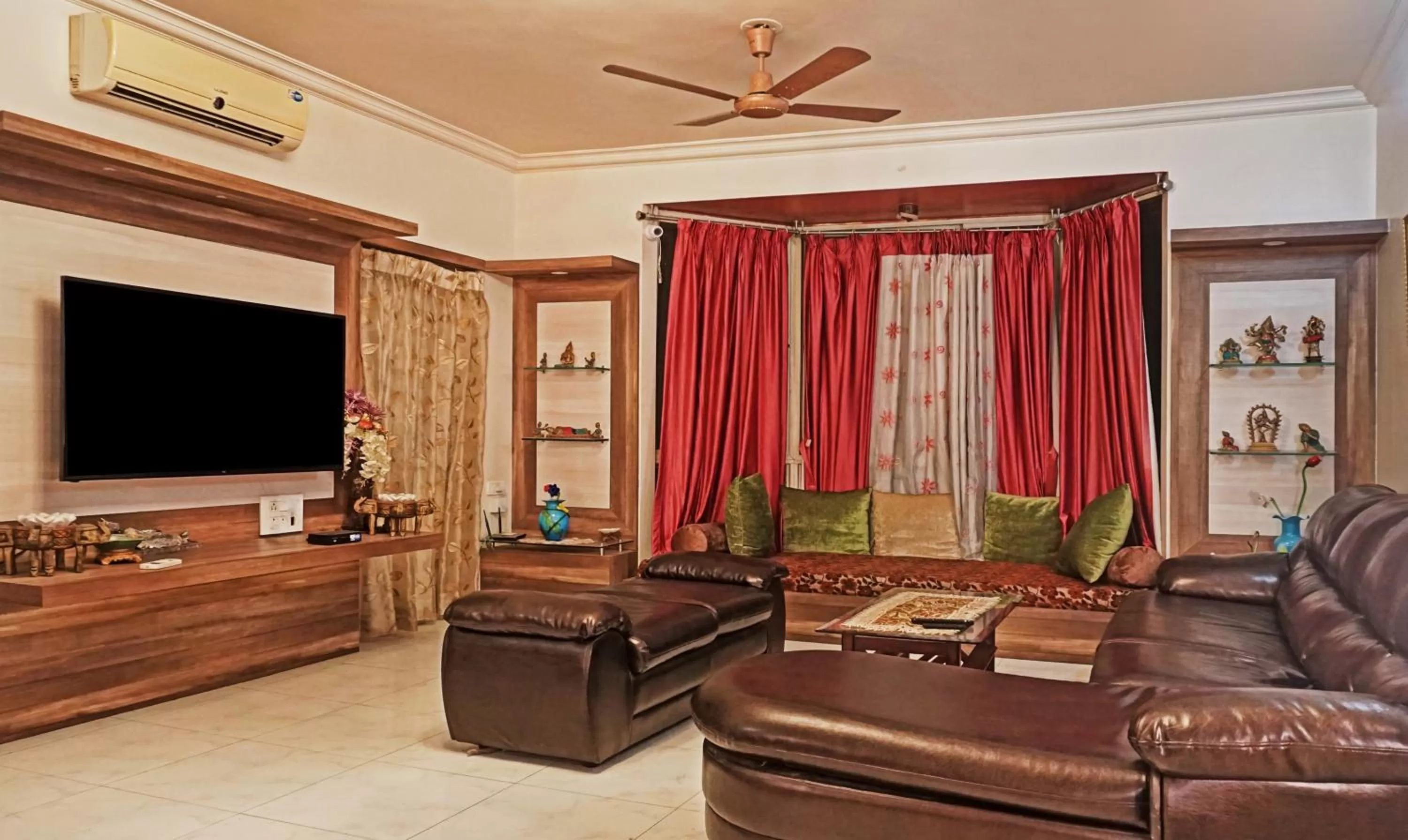 TV and multimedia in Treebo Excellent Home