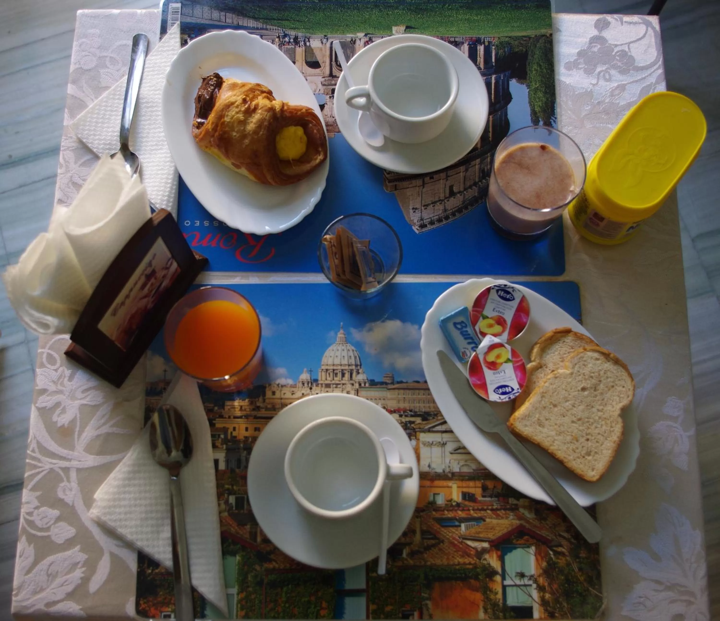 Food and drinks, Breakfast in Tucci's Roma Guest House