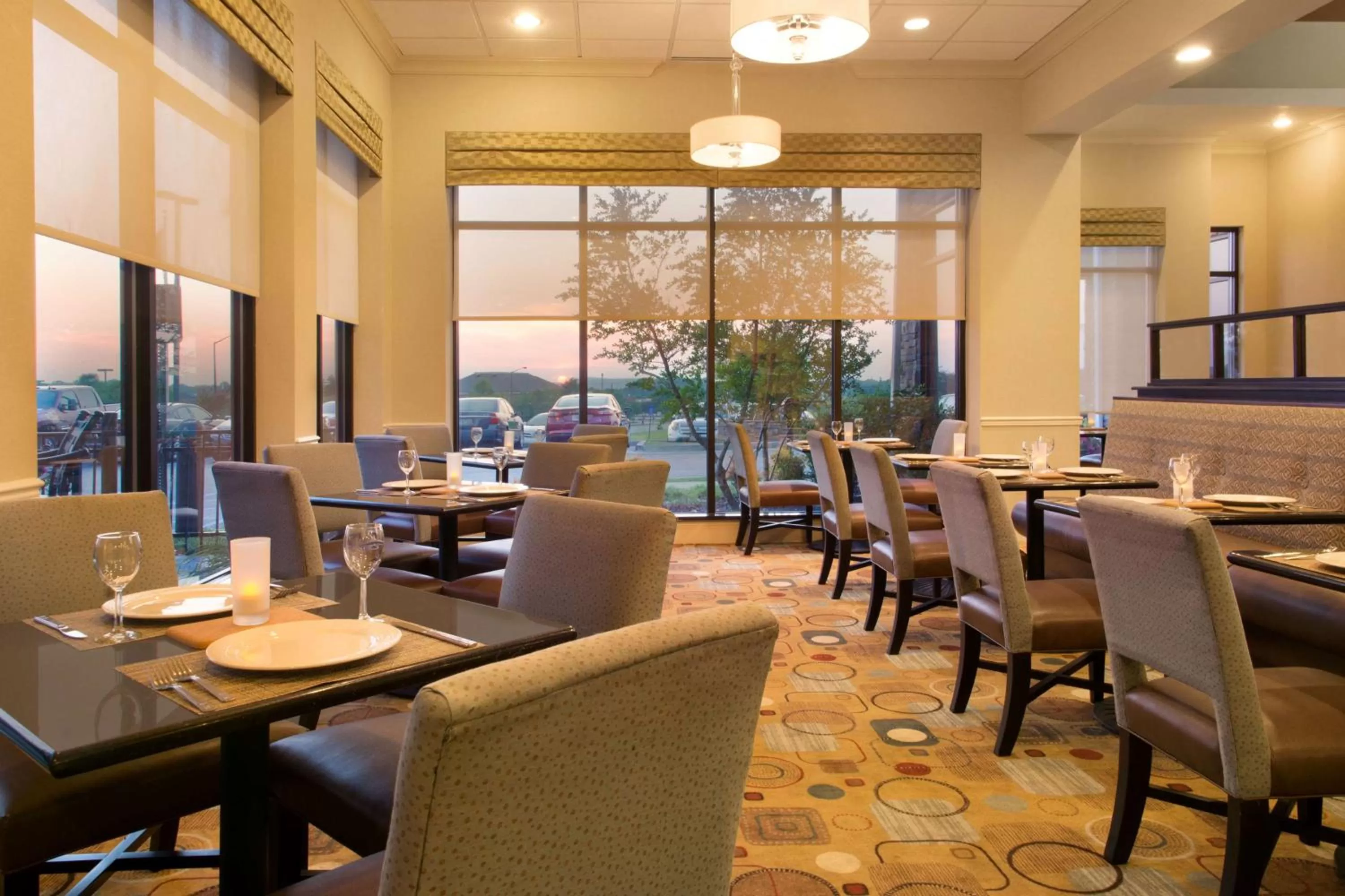 Restaurant/places to eat in Hilton Garden Inn Cartersville