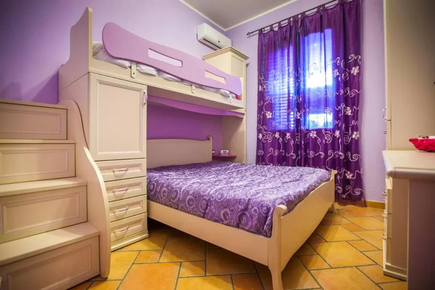 Bedroom, Bed in Profumo di Zagara