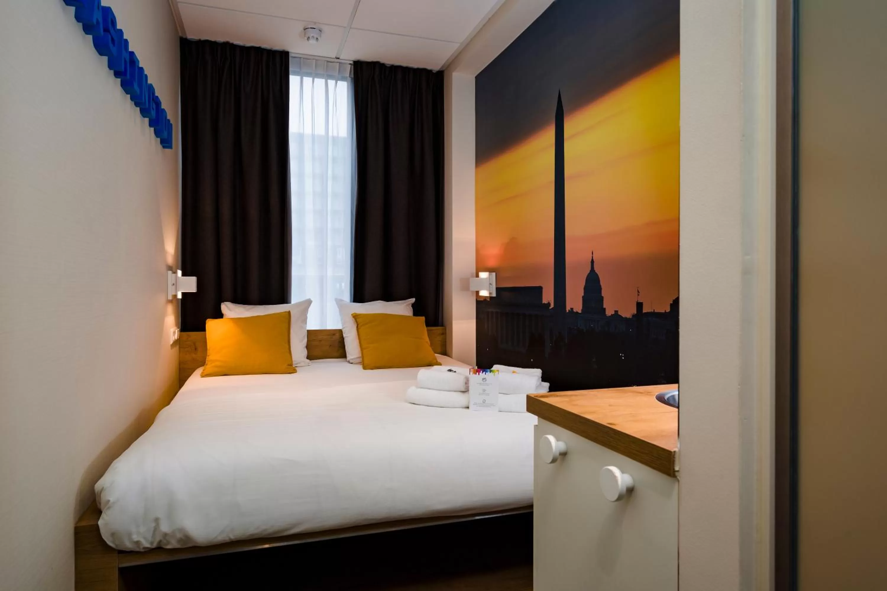 Bed in Citiez Hotel Amsterdam