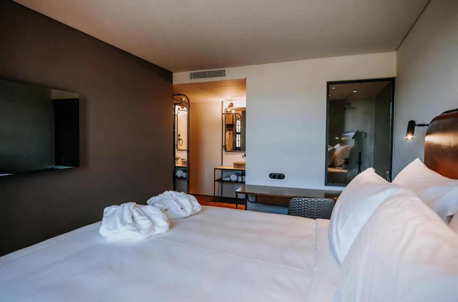 Bed in Exmo Hotel by Olivia