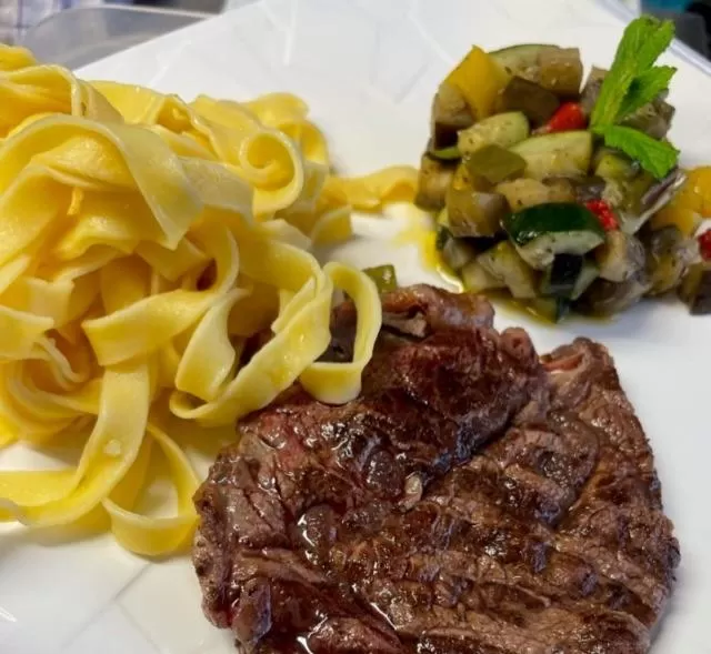 Restaurant/places to eat in Logis Hotel Restaurant Le Domaine de la Régalière