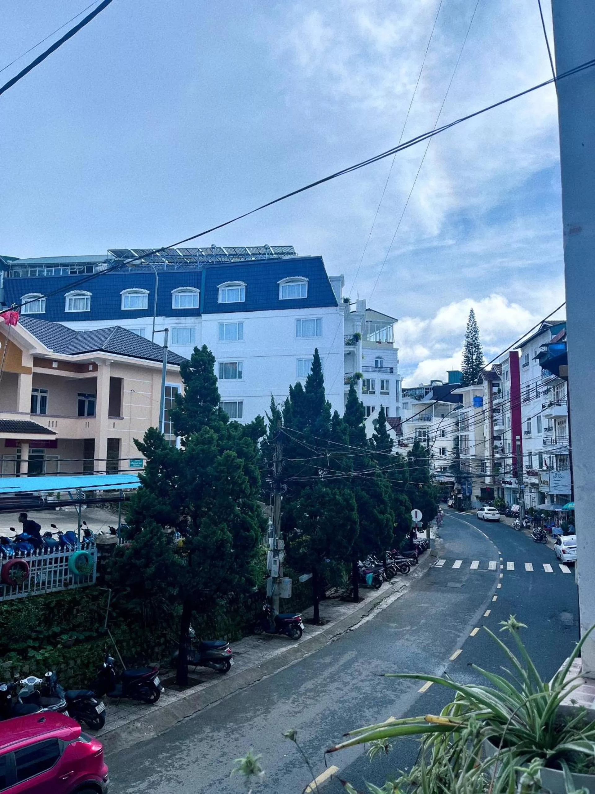 Neighbourhood in Glory Gia Huy Hotel