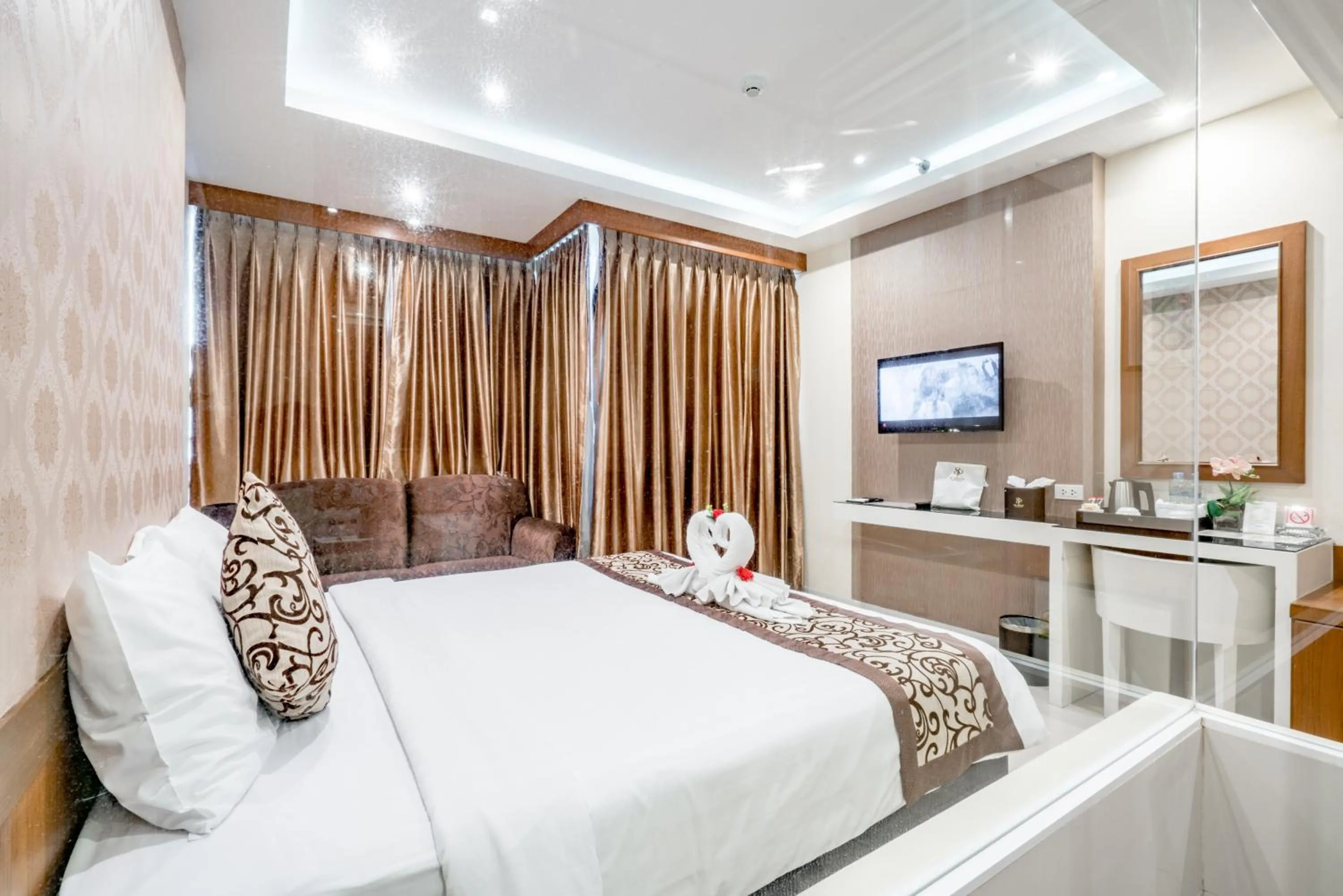 Night, Bed in 247 Boutique Hotel