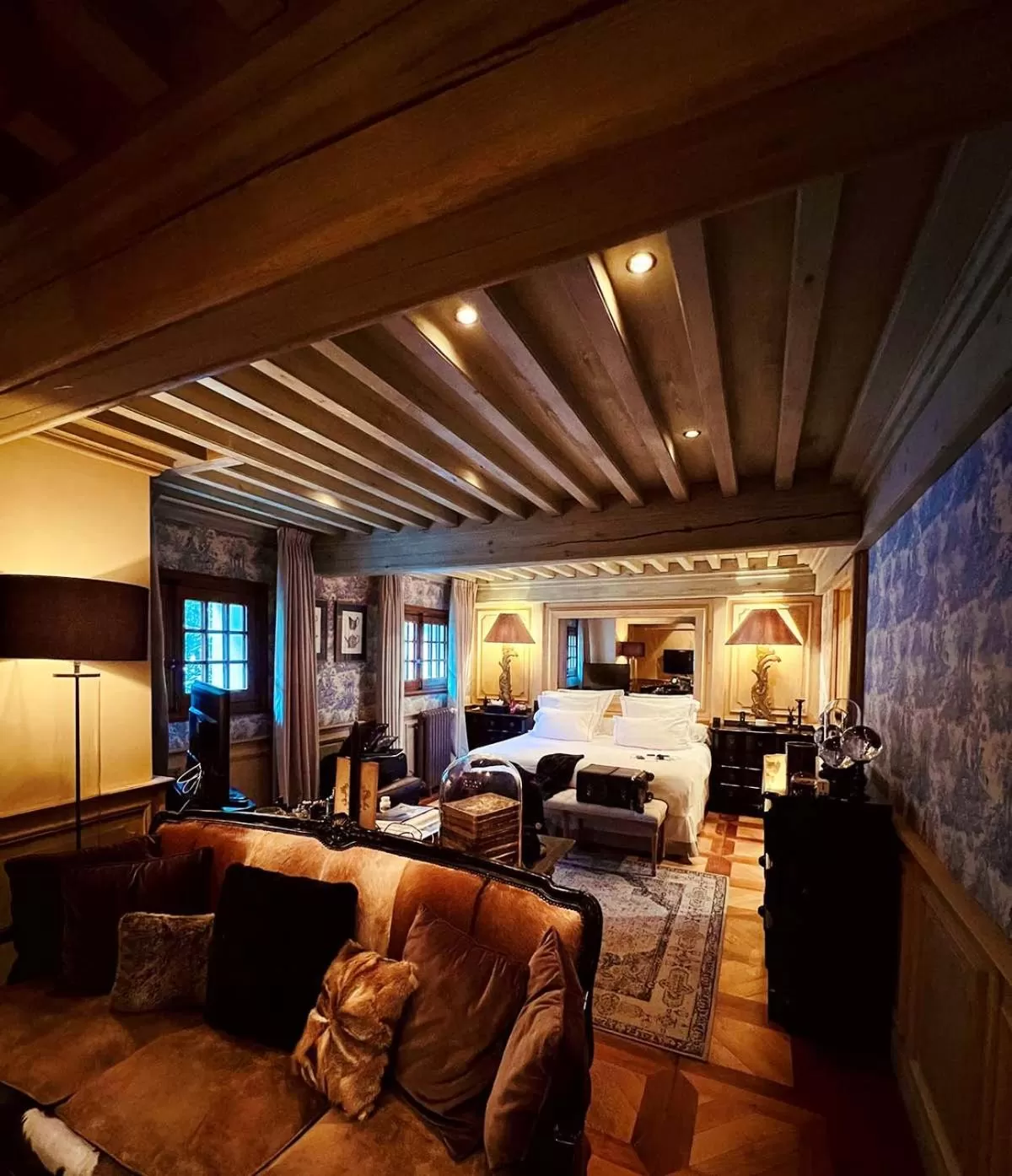 Living room, Bed in Le Saint Joseph