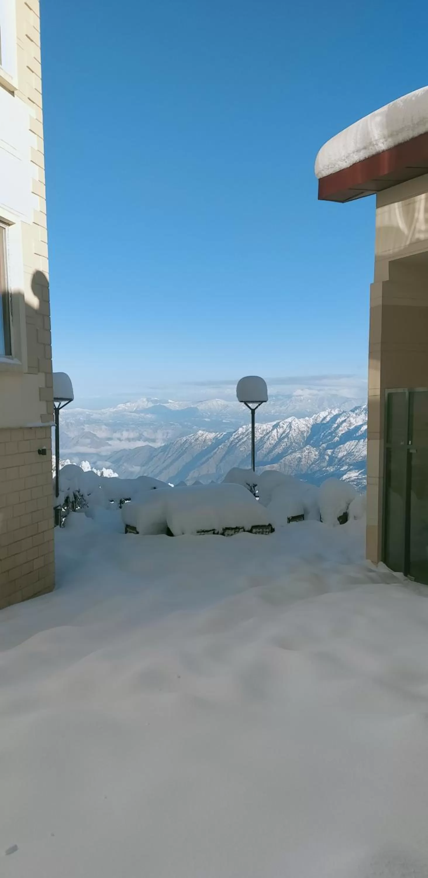 Mountain view in Radisson Kufri