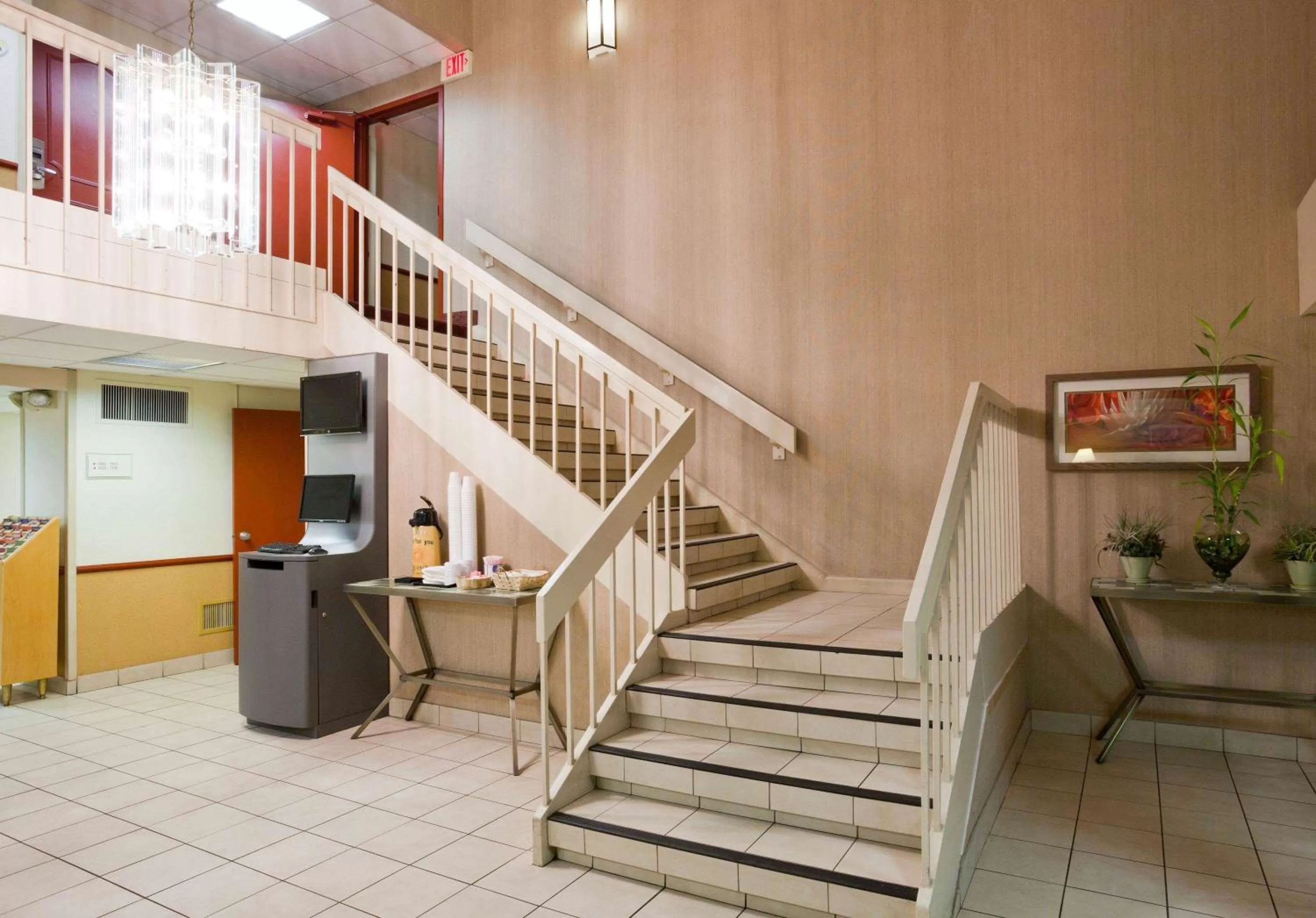 Lobby or reception in La Quinta Inn by Wyndham Minneapolis Airport Bloomington