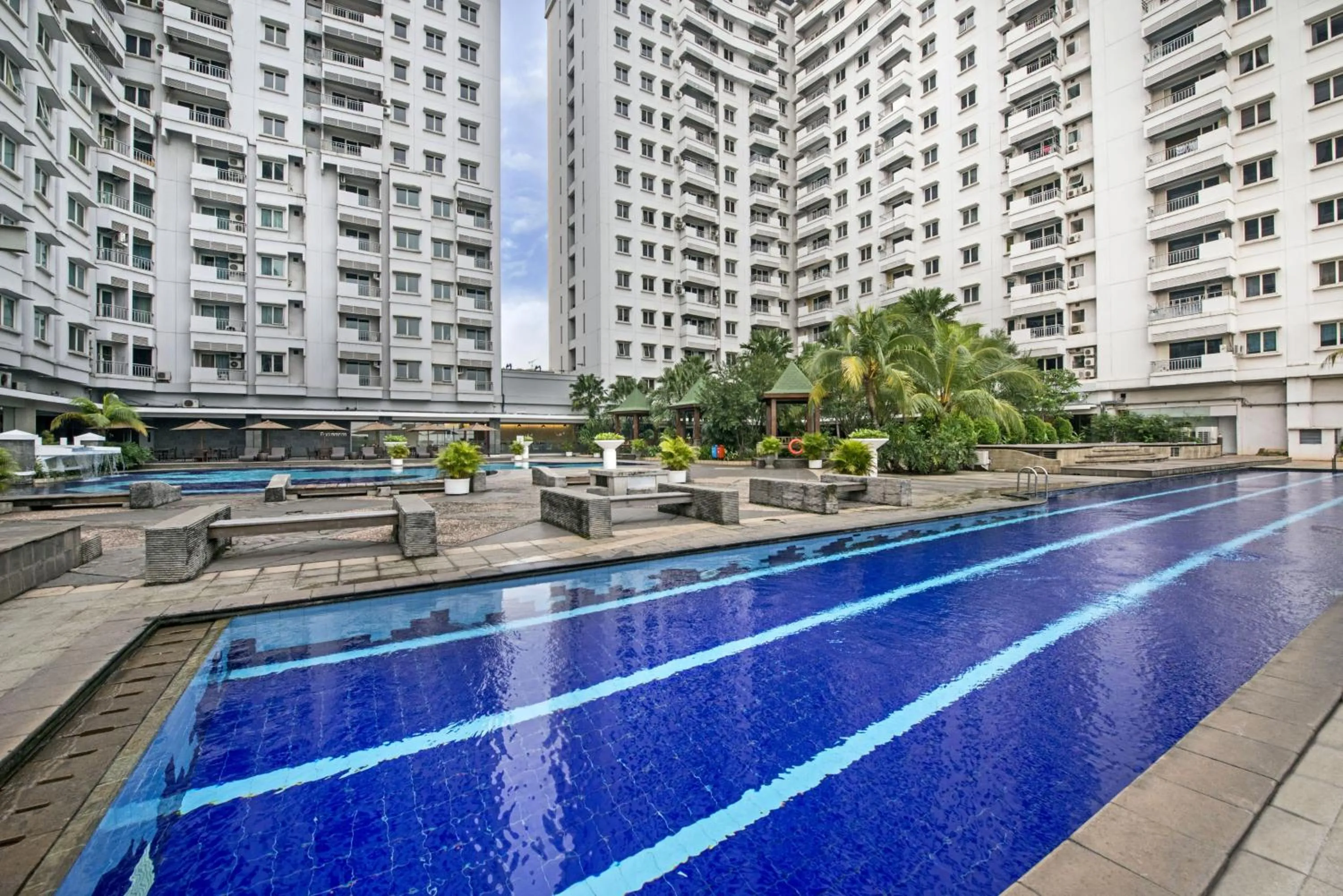 Swimming pool in Grand Whiz Poins Simatupang Jakarta