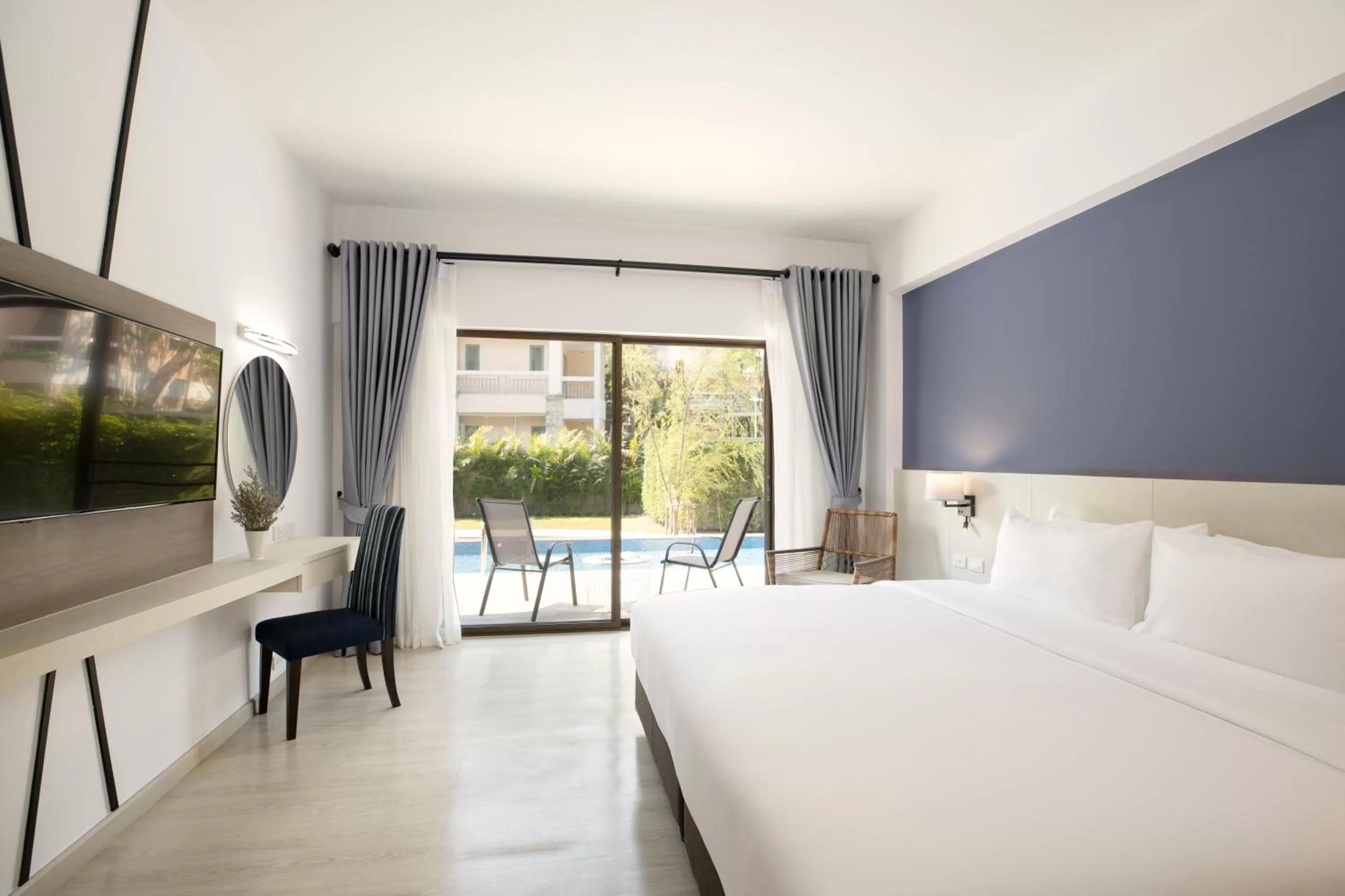 Bedroom, Bed in Centara Life Cha-Am Beach Resort Hua Hin