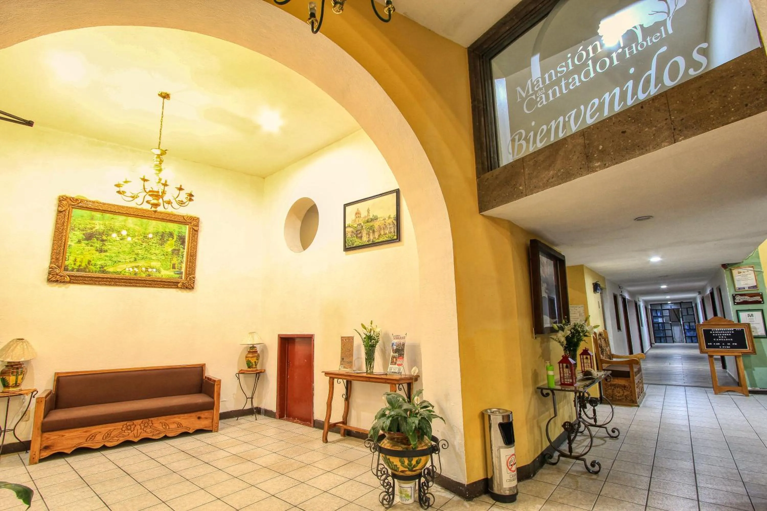 Hotel Mansion del Cantador