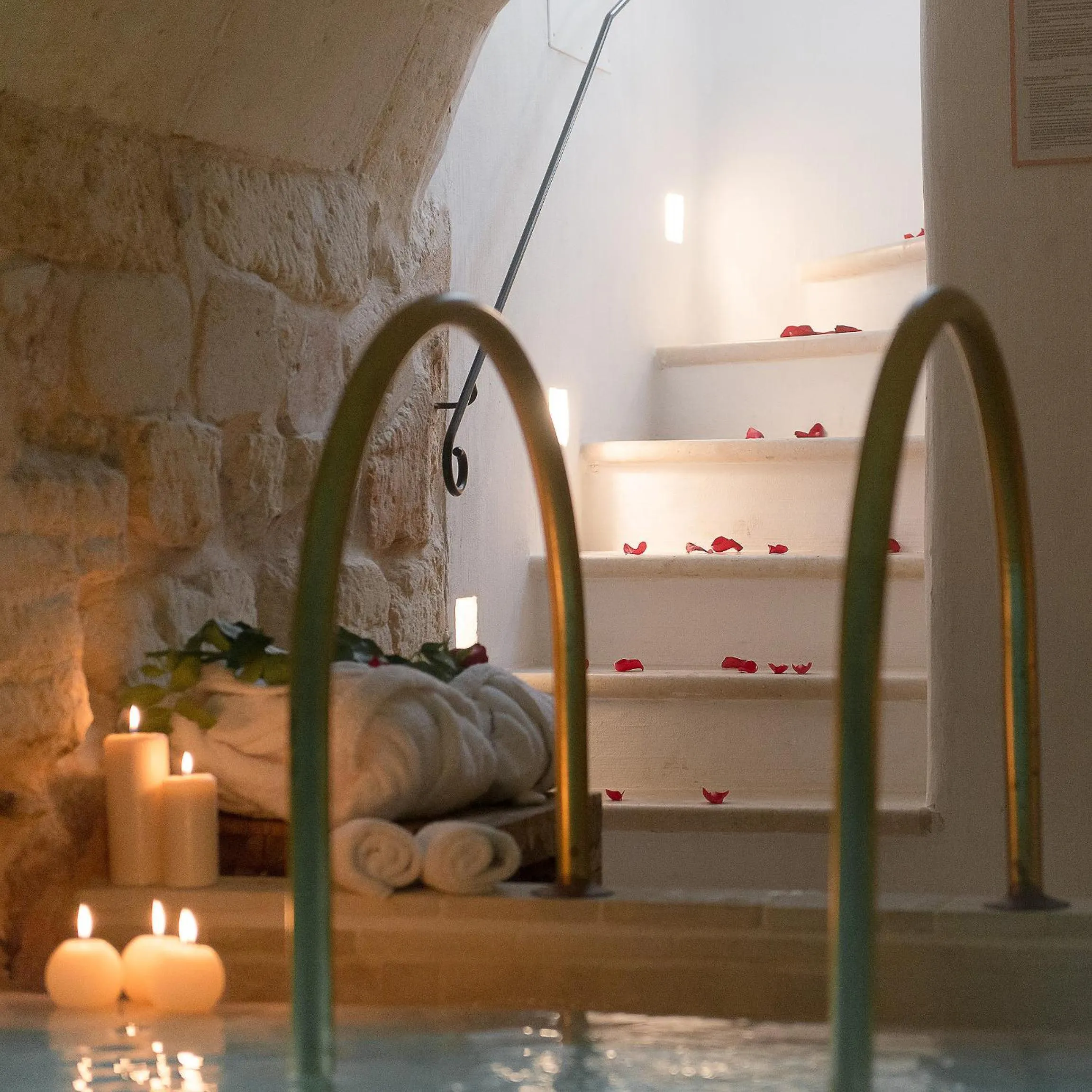 Spa and wellness centre/facilities in S'Hotelet d'es Born - Suites & SPA