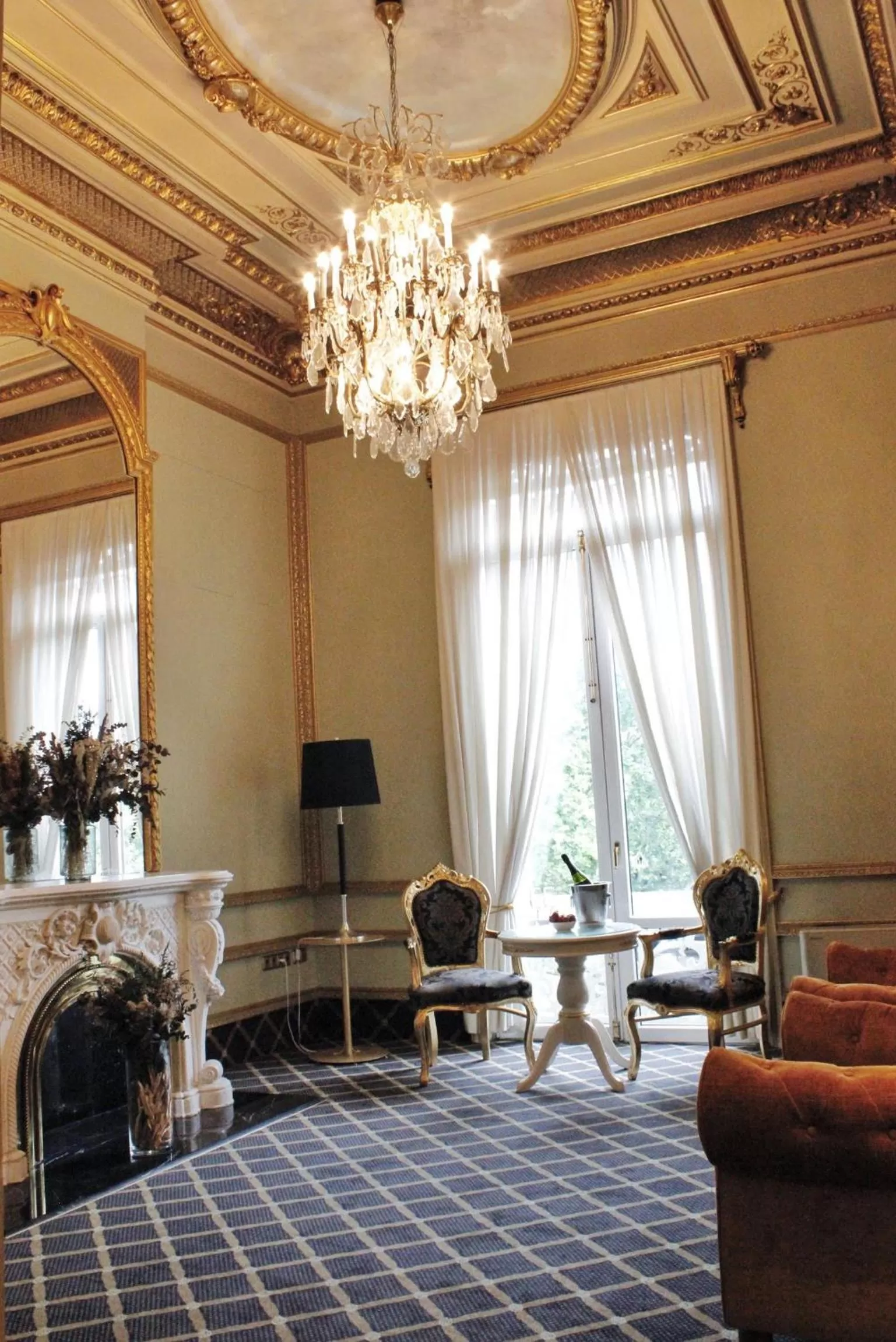 TV and multimedia in Hotel Continental Palacete