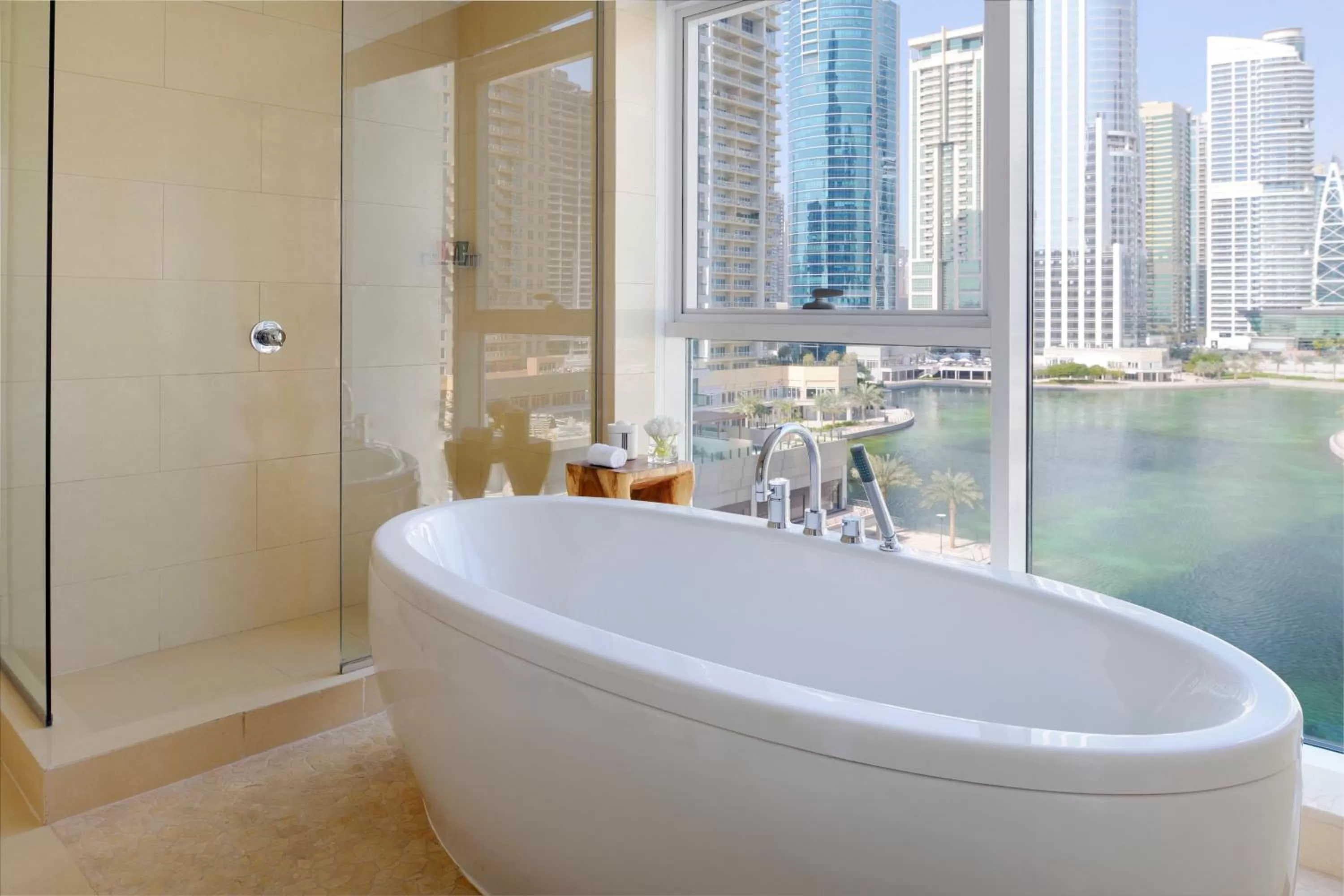 Bath in Mövenpick Hotel Jumeirah Lakes Towers Dubai