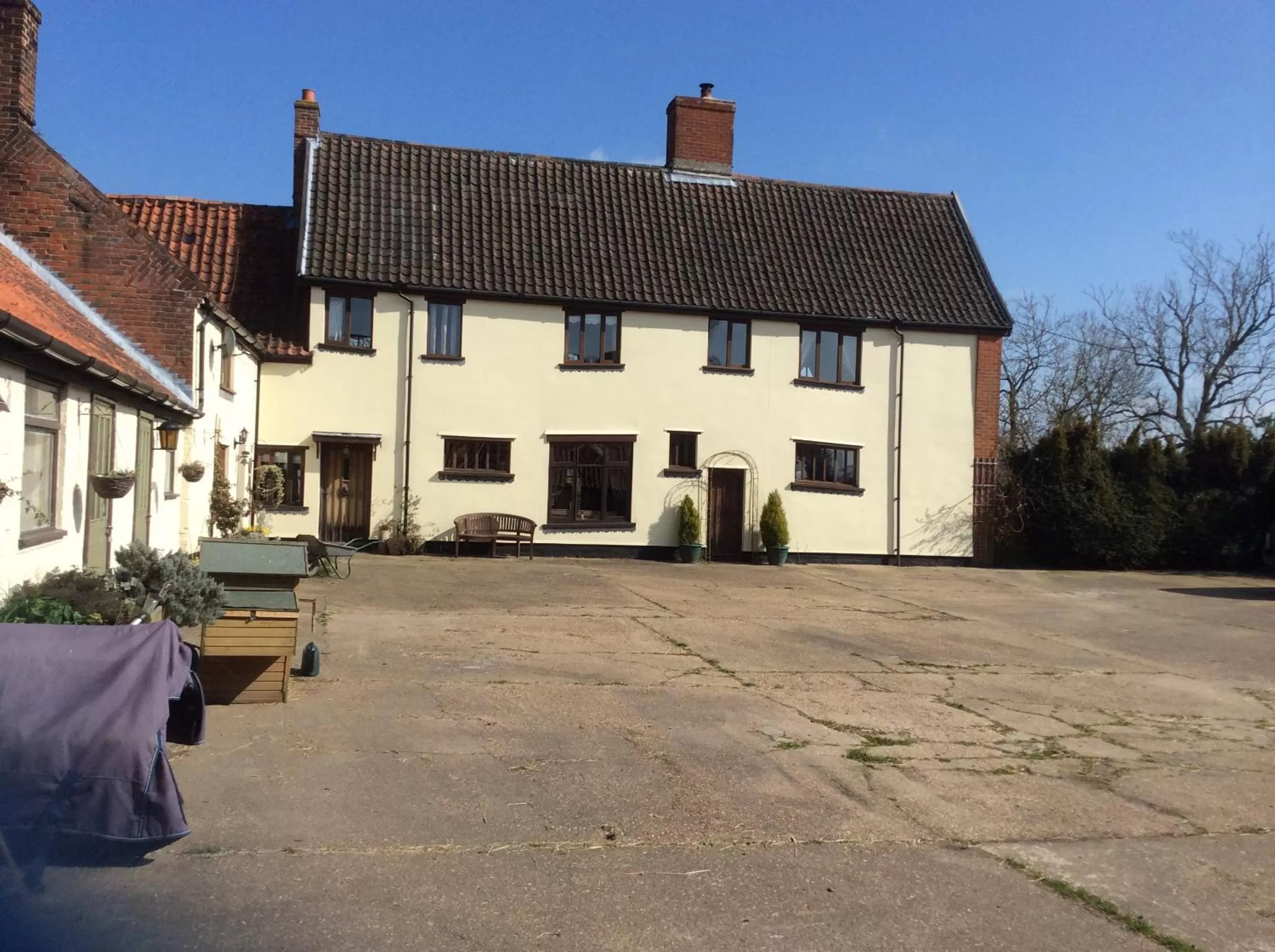 Property Building in Valley Farmhouse B&B