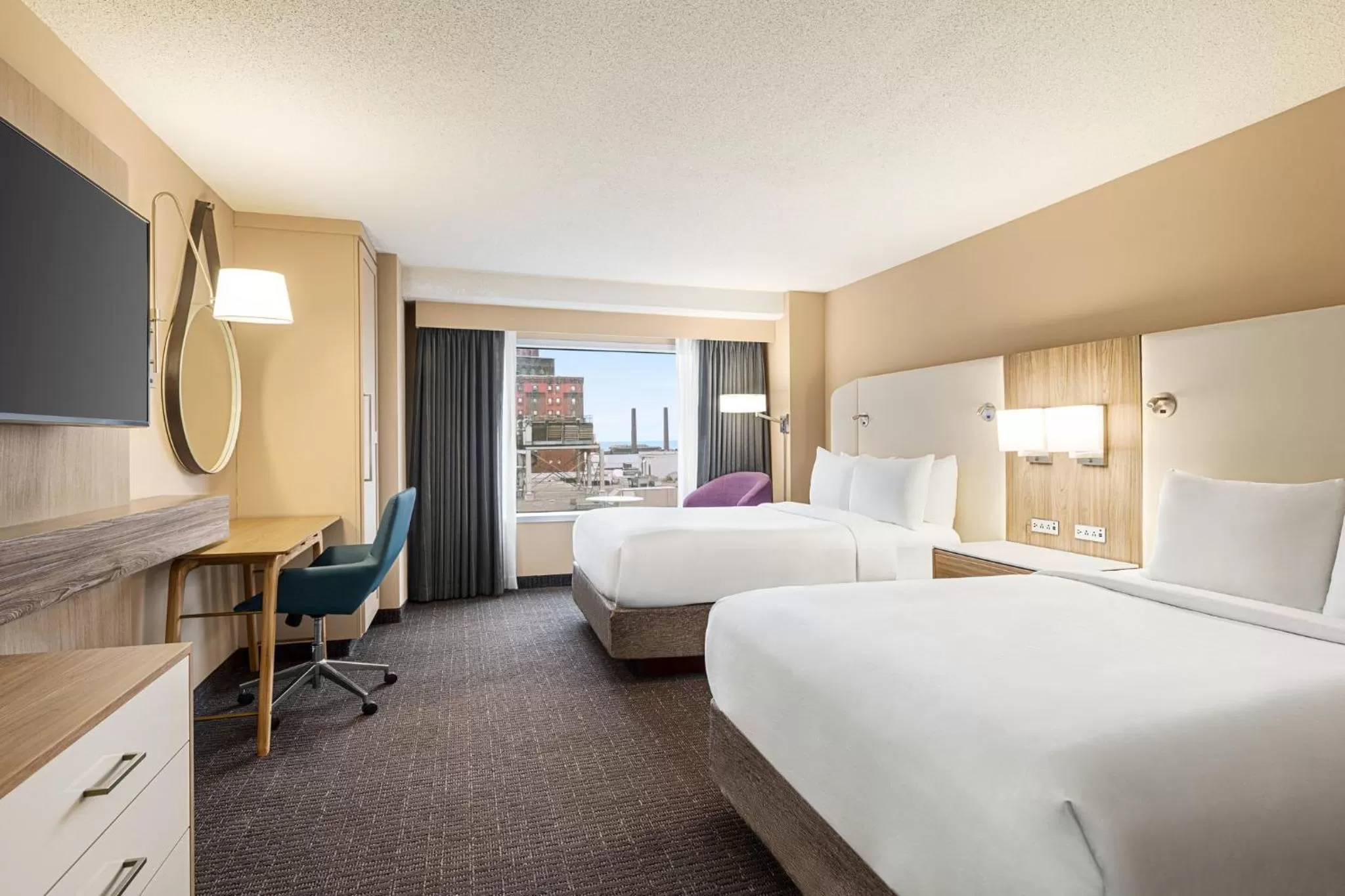 Photo of the whole room, Bed in Crowne Plaza Cleveland at Playhouse Square by IHG