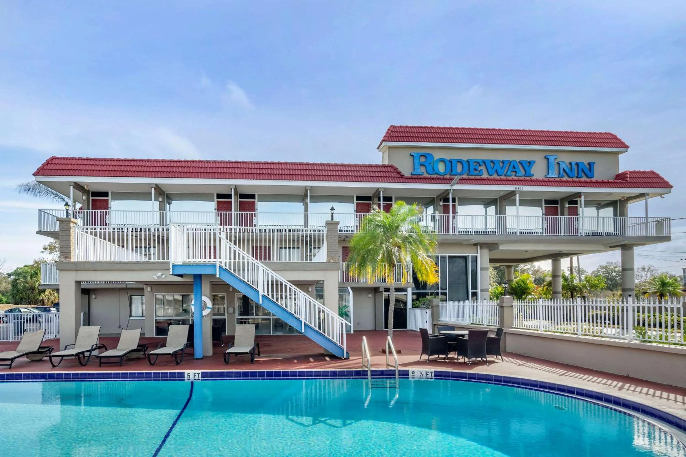 Property building in Rodeway Inn Clearwater-Largo
