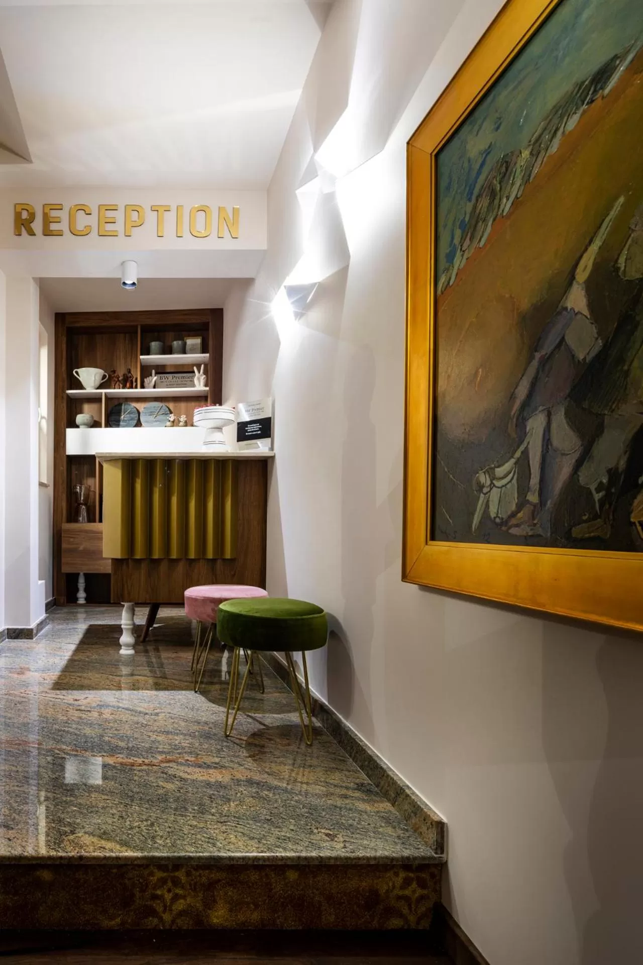 Decorative detail in Gallery 37 Powered by ASTON