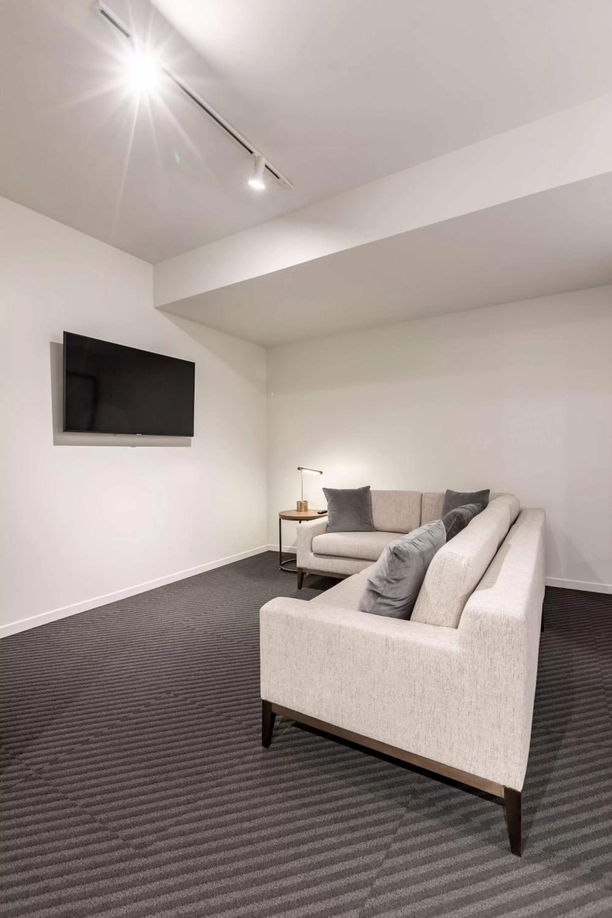 Bedroom in Hotel Chauncey Iowa City, Tapestry Collection by Hilton