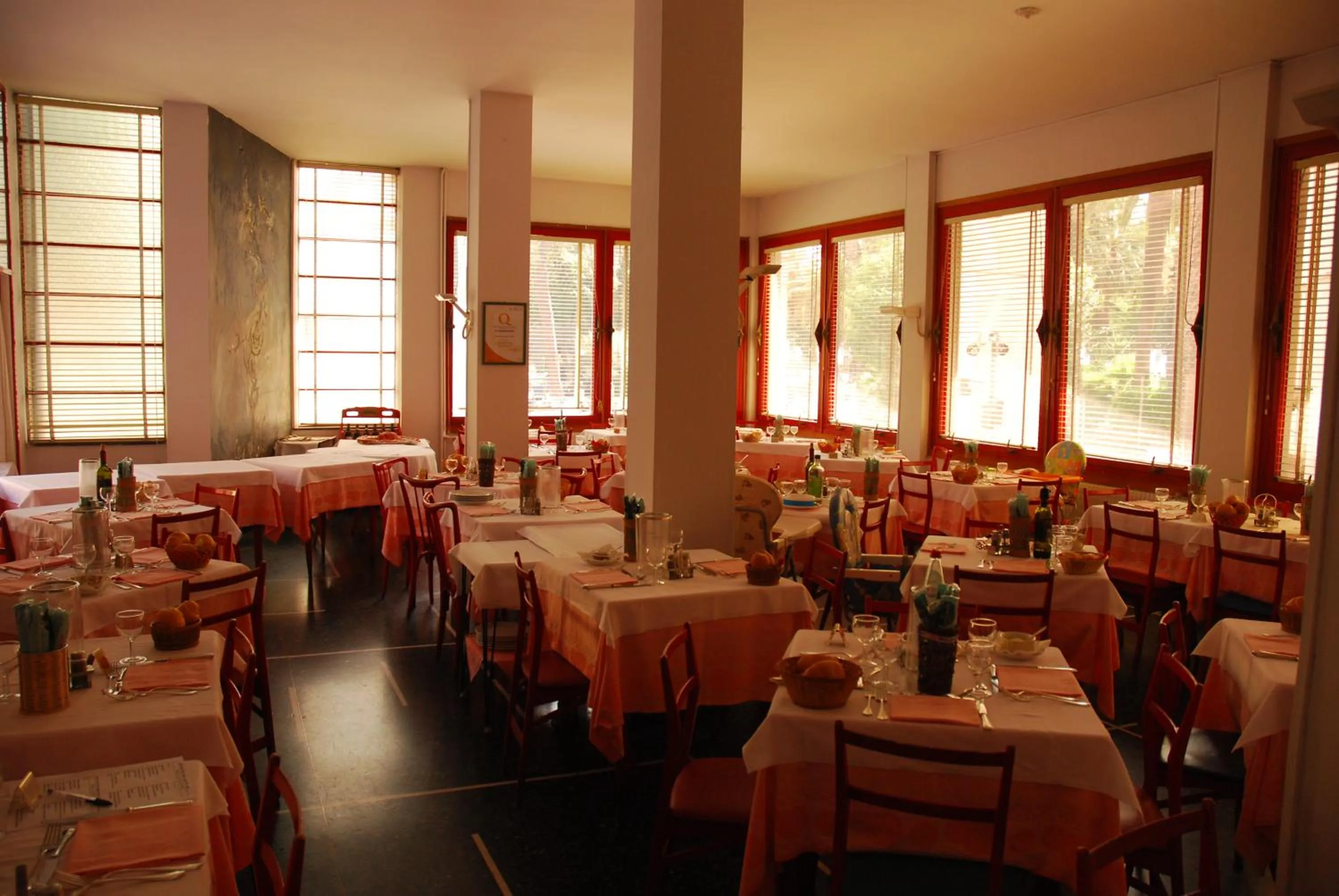 Lounge or bar in Hotel Colibrì