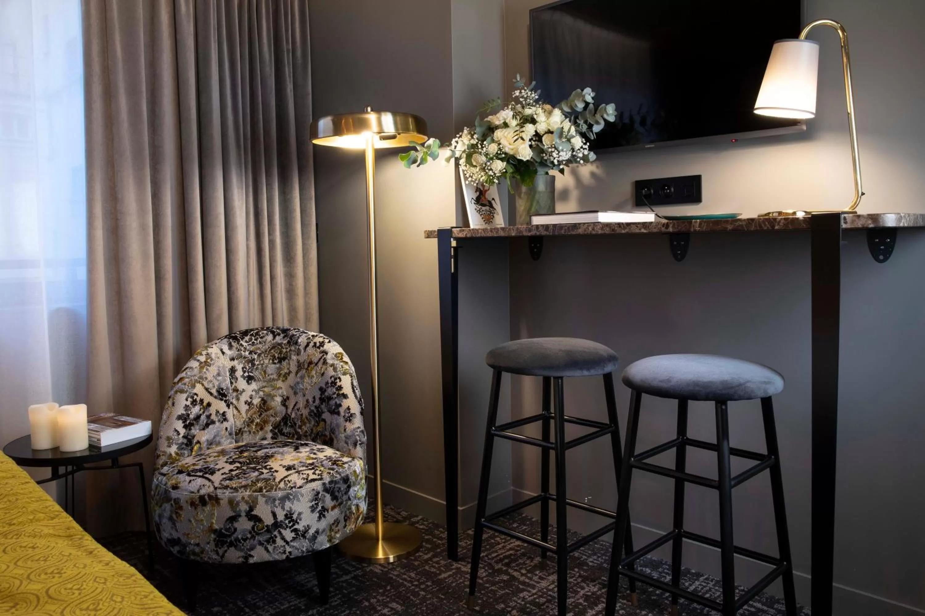 TV and multimedia in Le Rayz Vendome