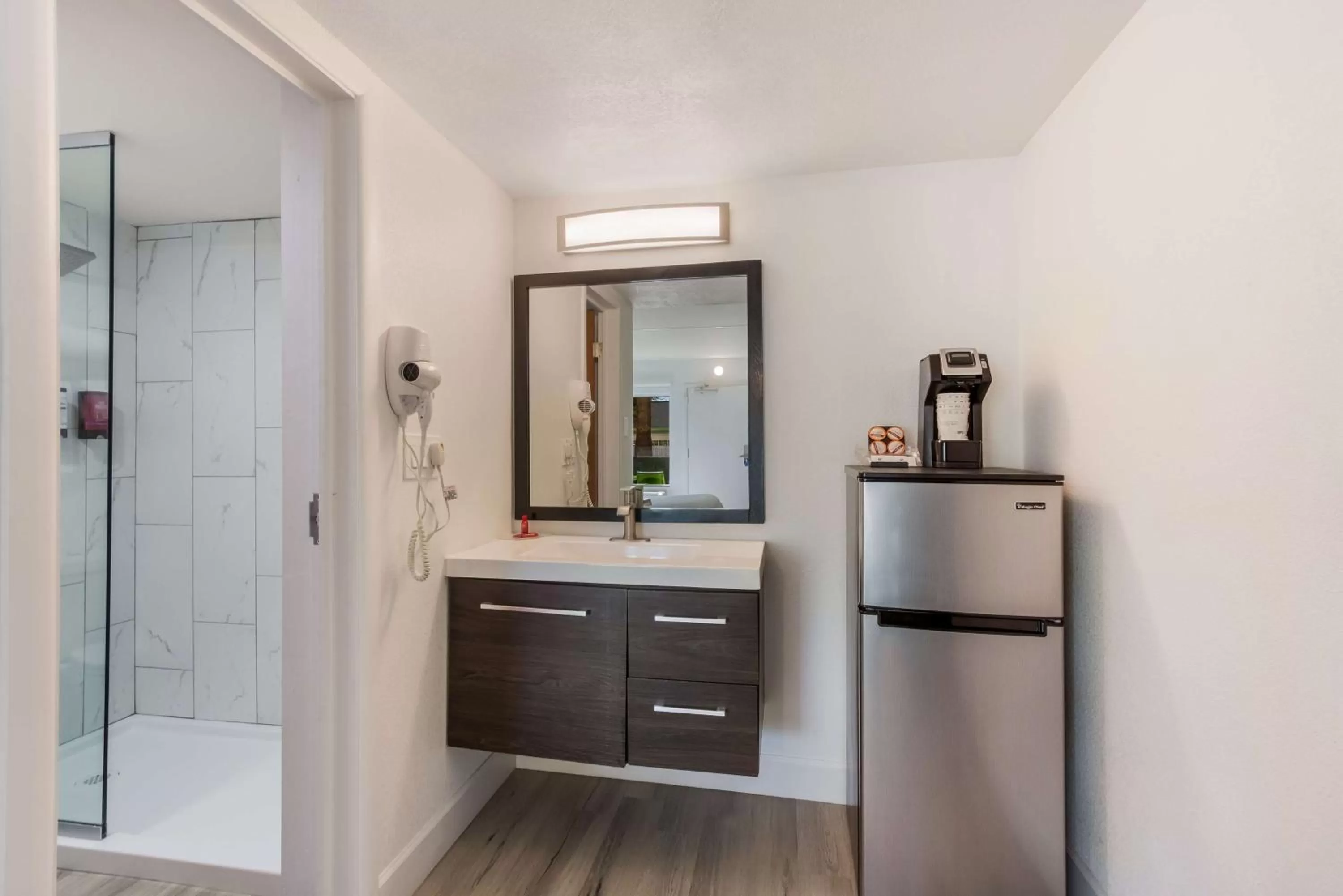 Bedroom in Revival Scottsdale Studios