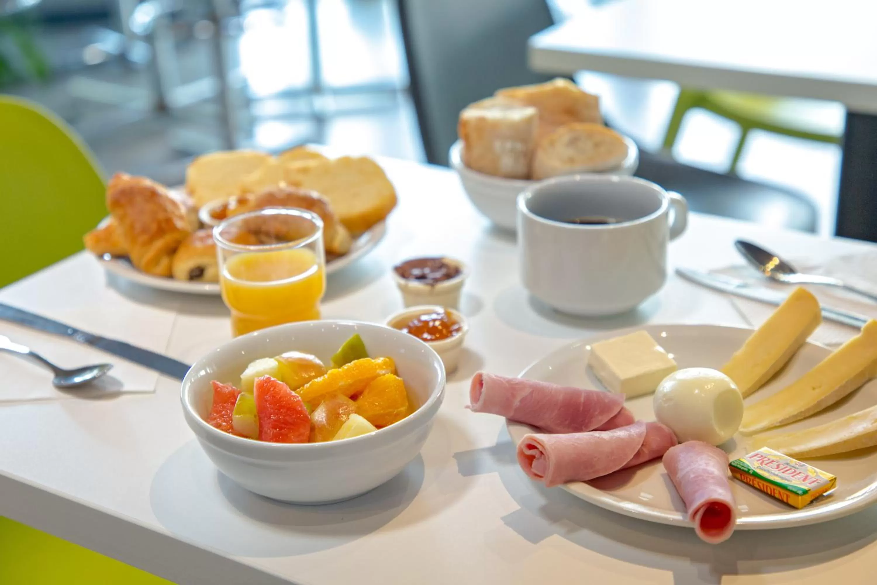 Breakfast in ibis budget Aubagne Paluds Agora