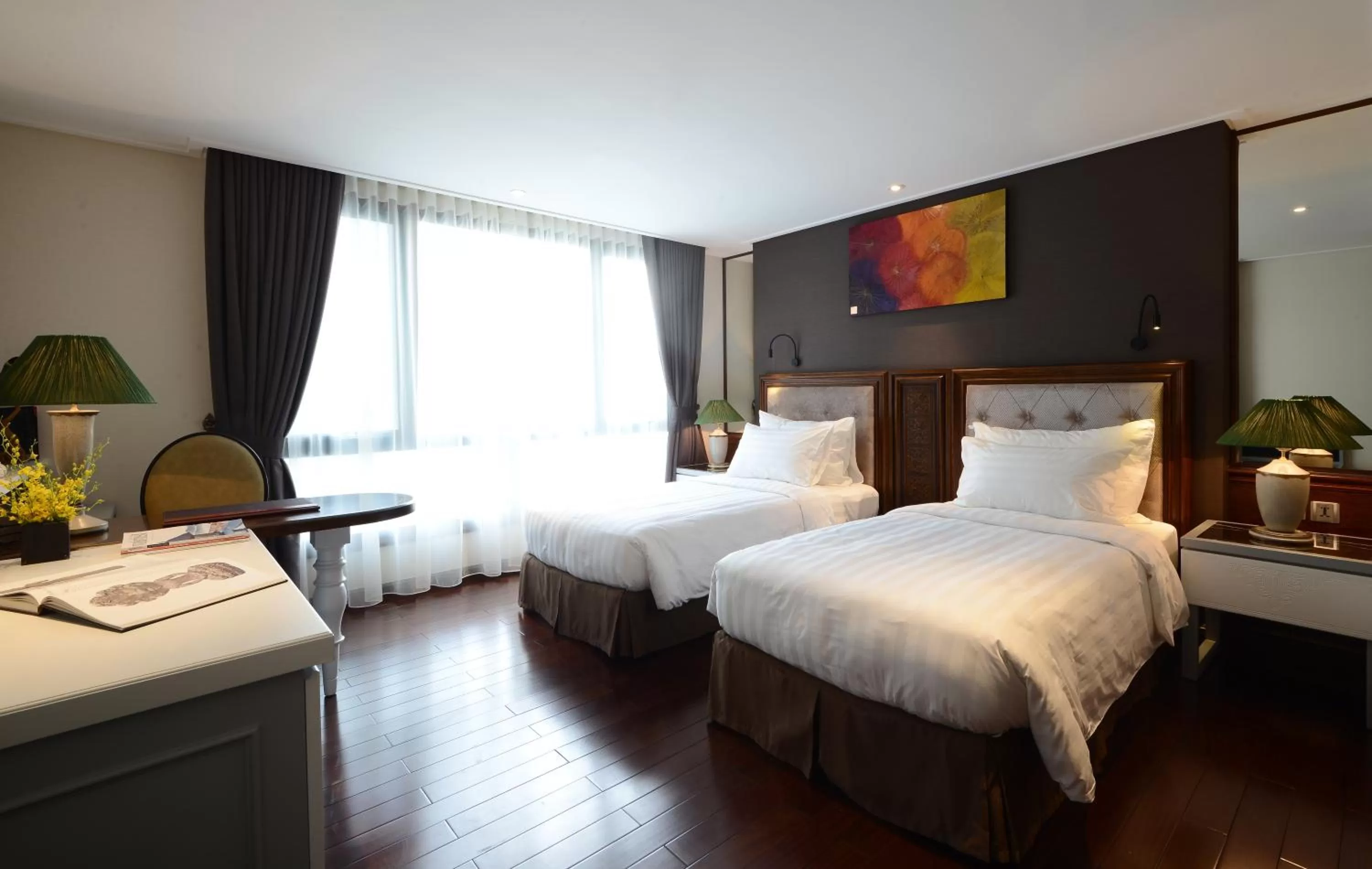 Bed in The Chi Boutique Hotel