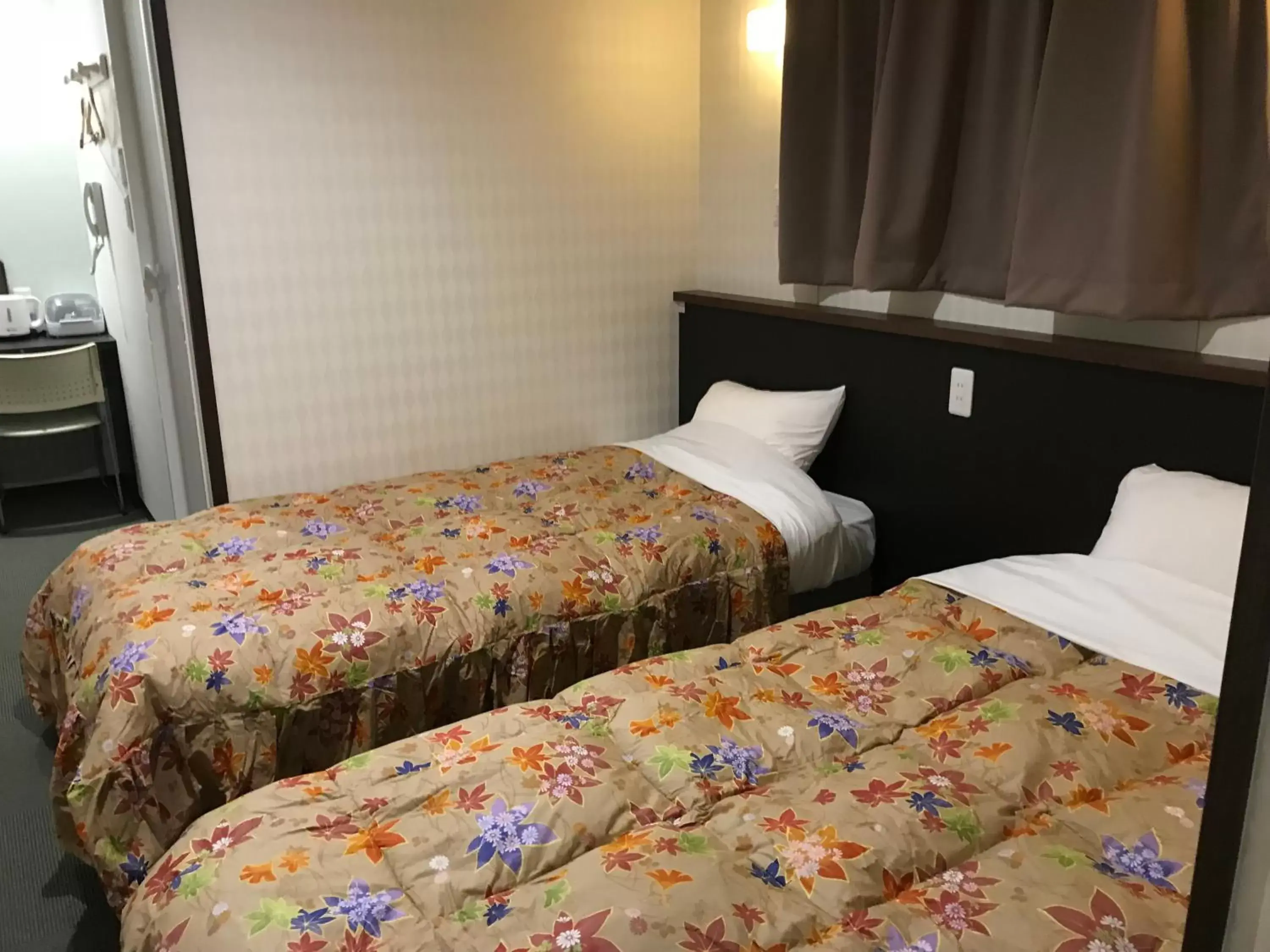 Twin Room in Hotel Famitic Nikko Station Twin Room in Hotel Famitic Nikko Station