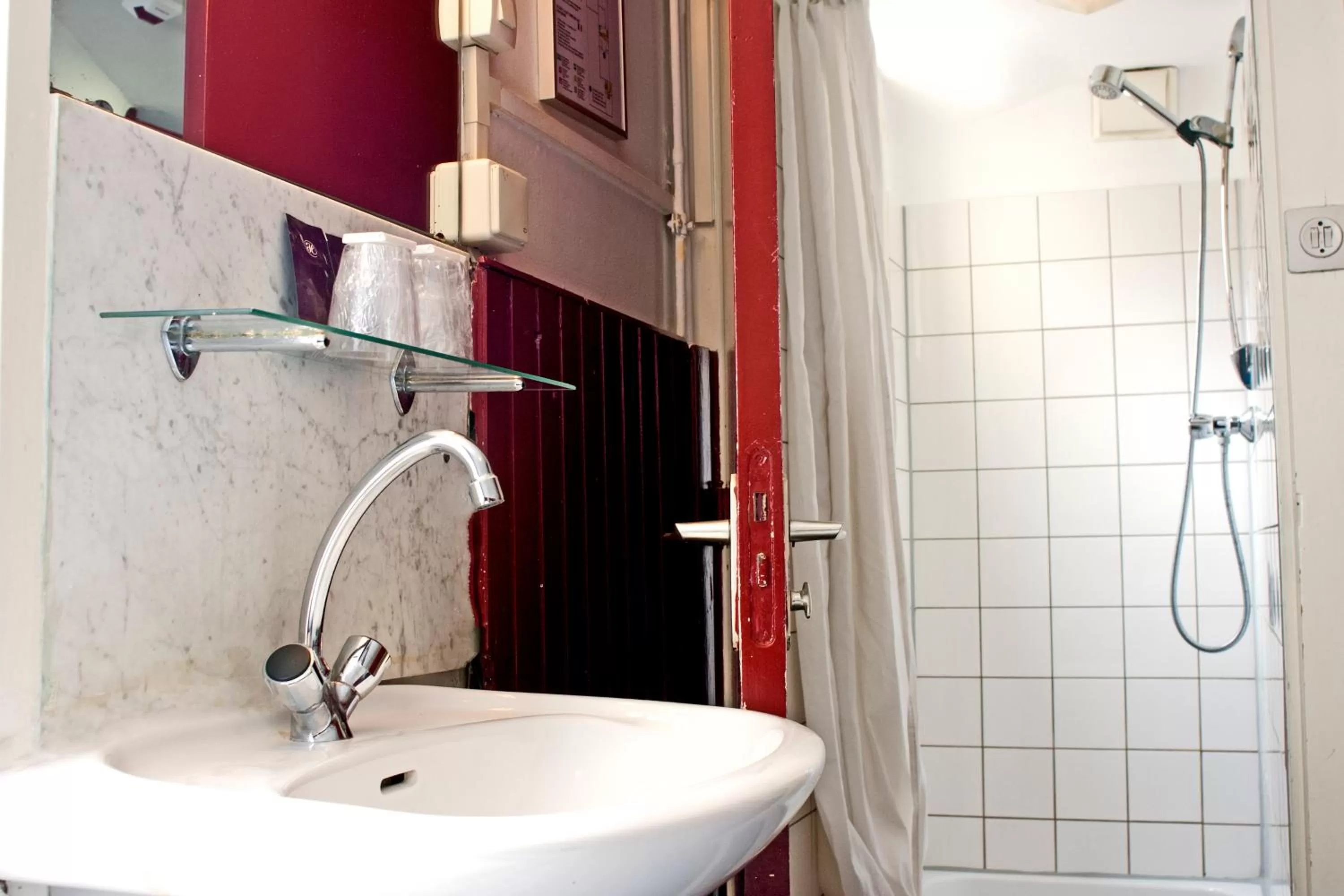 Bathroom in De Mallemoolen