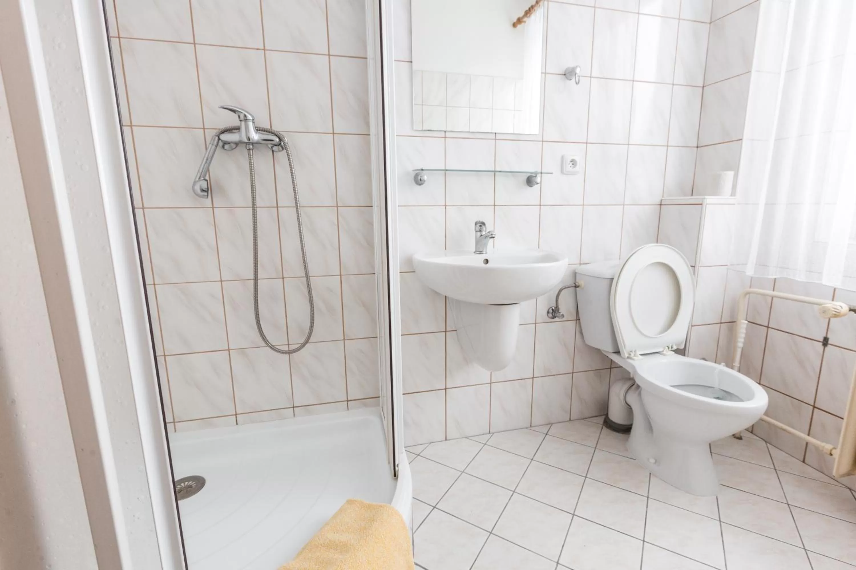 Bathroom in Hotel Gradl