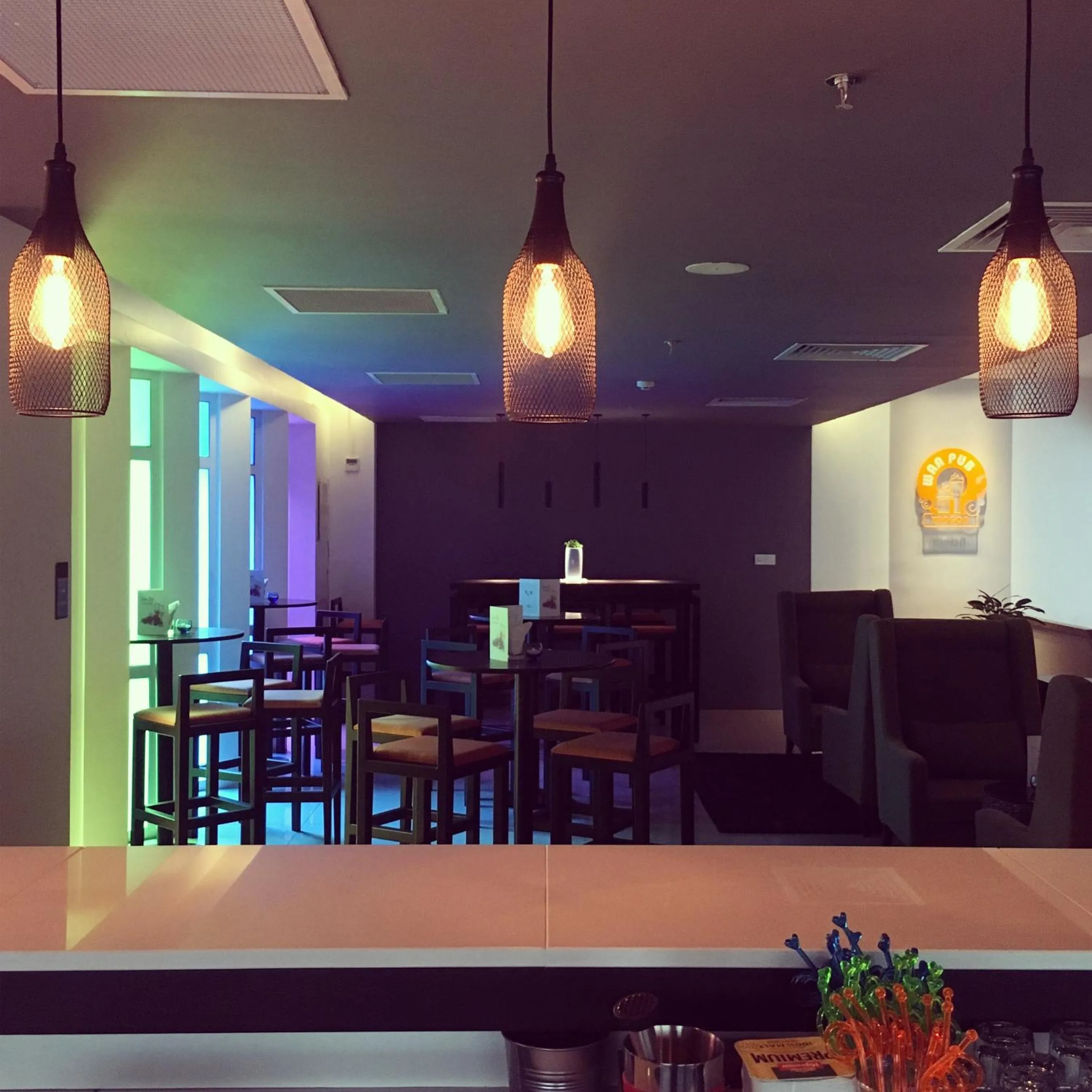 Lounge or bar in Wyne Hotel