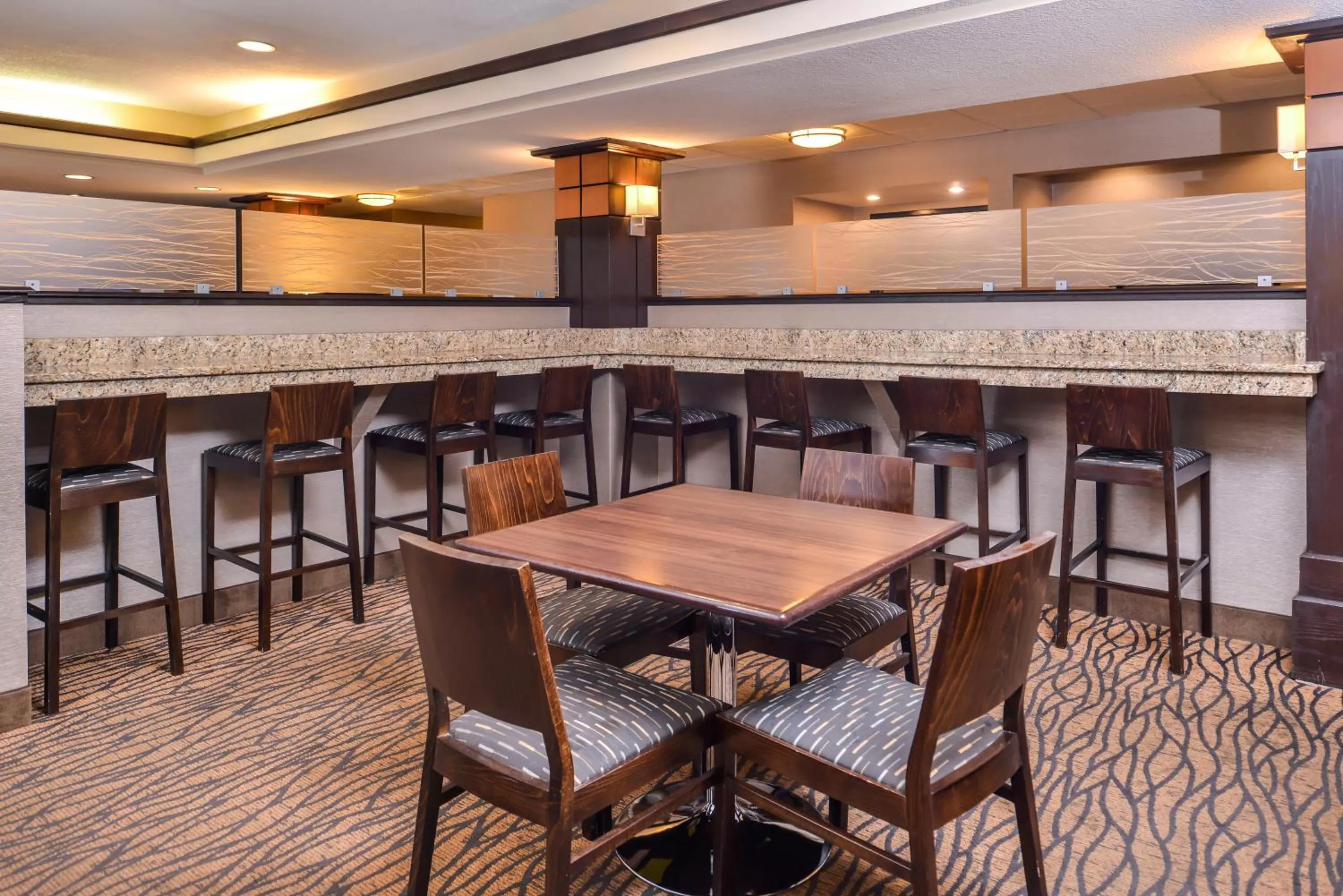 Breakfast in Holiday Inn Express & Suites Topeka West I-70 Wanamaker by IHG