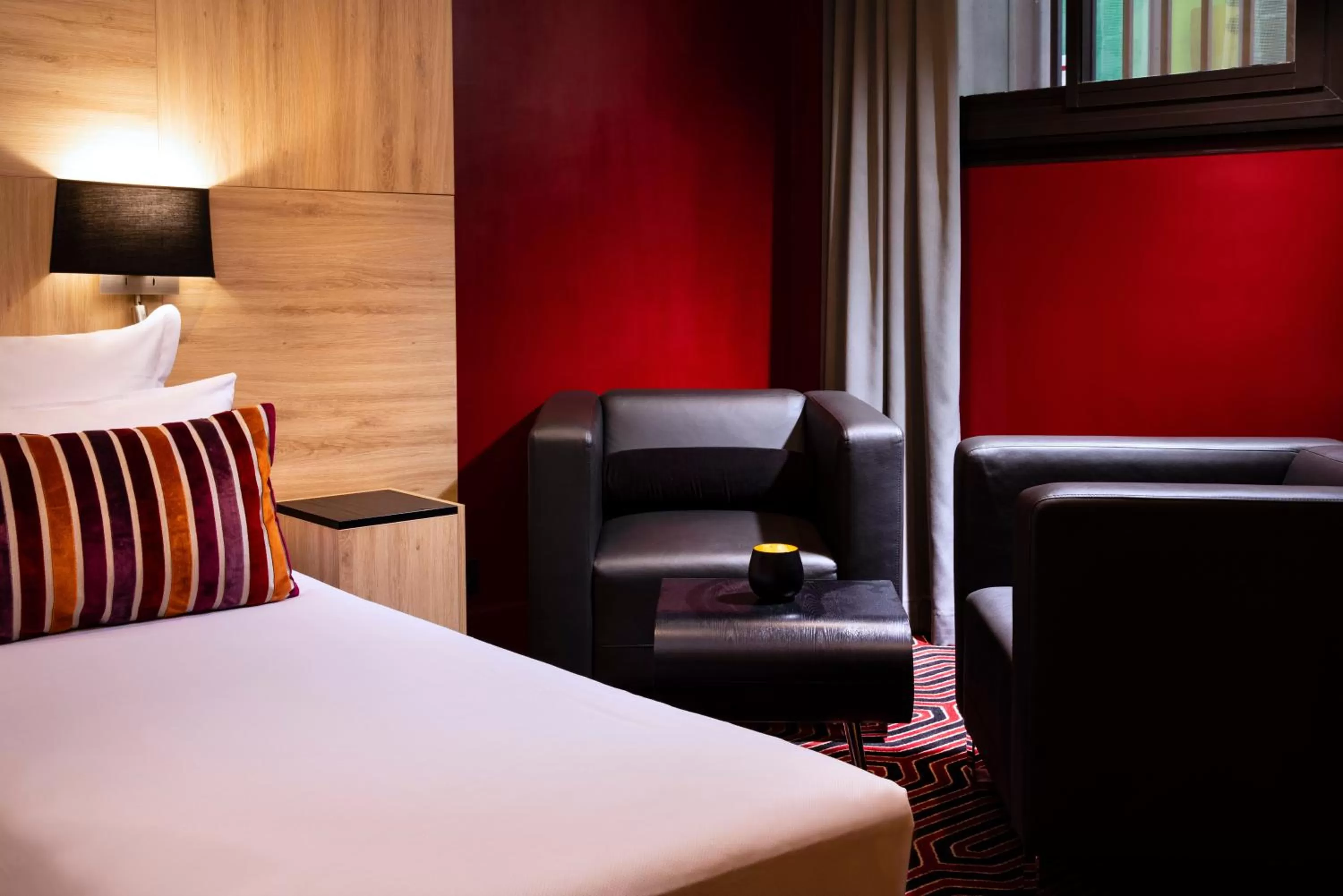 Seating area, Bed in Paris Bastille