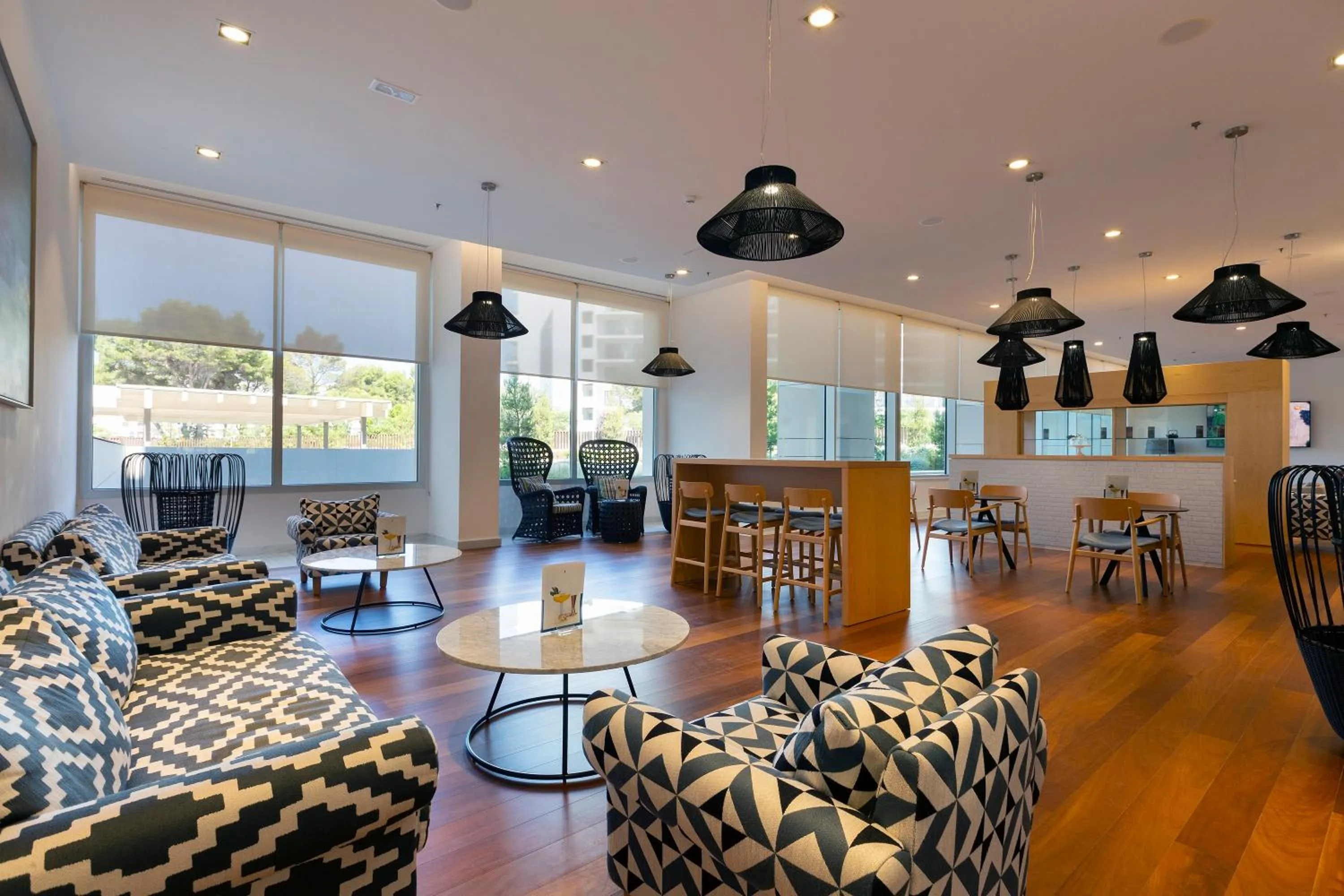 Lounge or bar in Hipotels Gran Playa de Palma