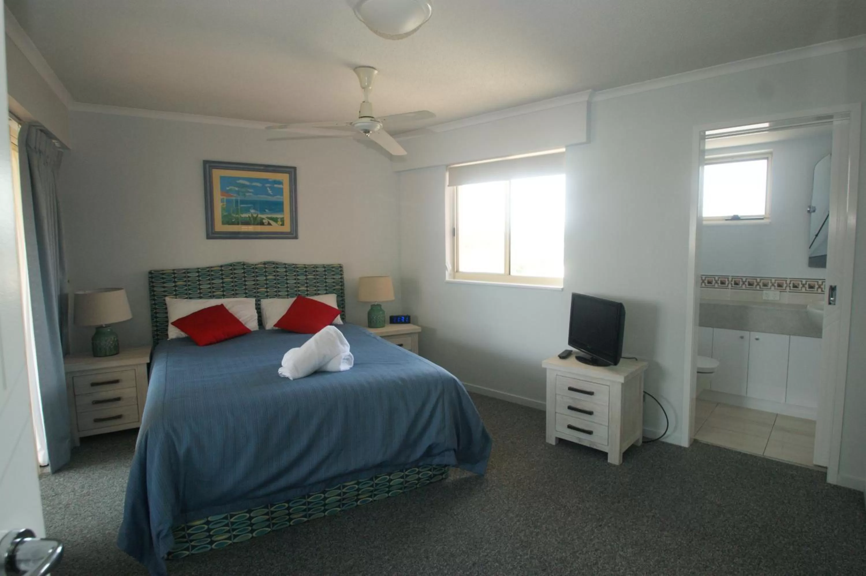 Bedroom, Bed in The Esplanade Riverview Holiday Apartments