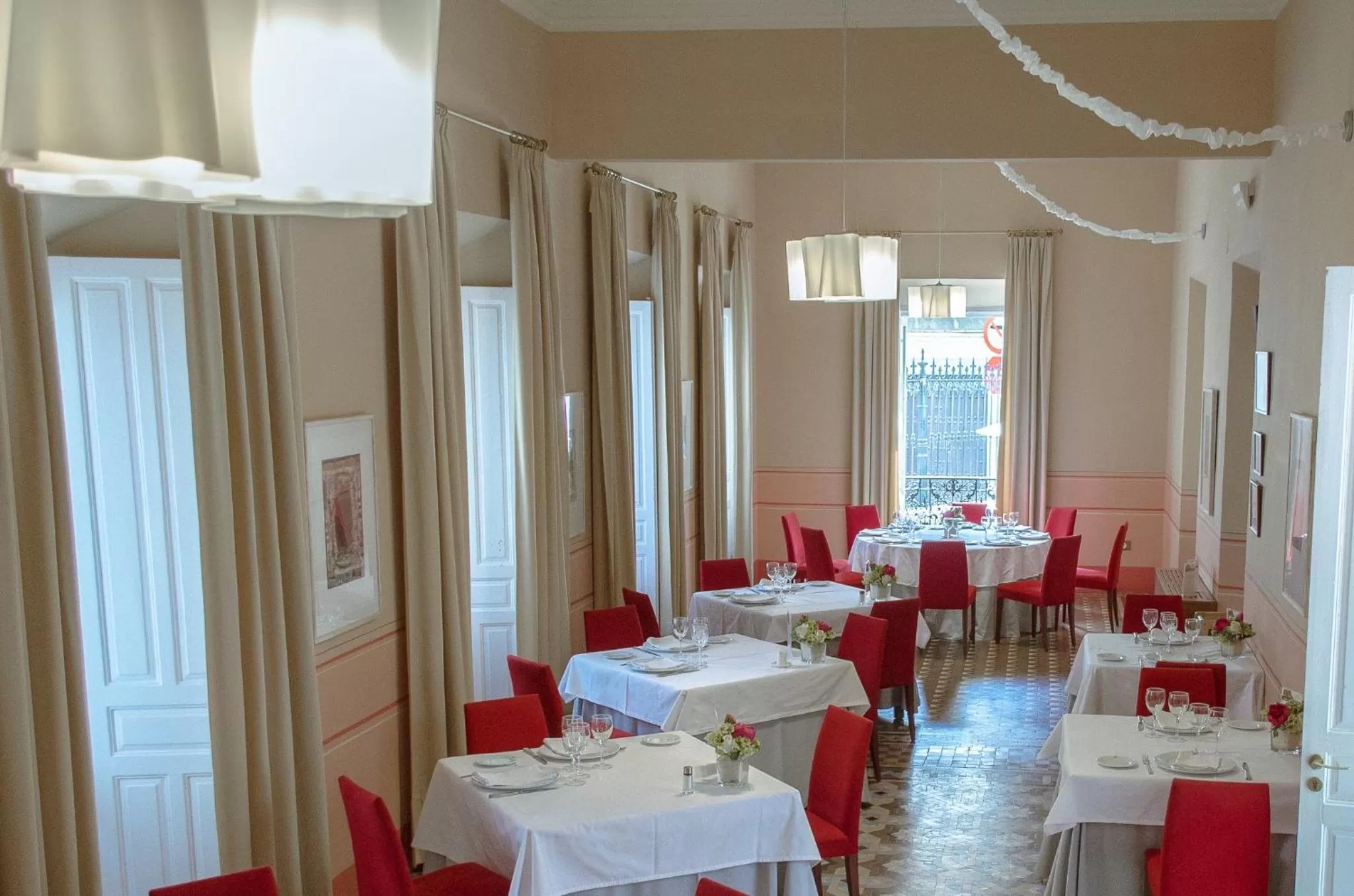 Restaurant/places to eat in Hotel Mirador de Llerena