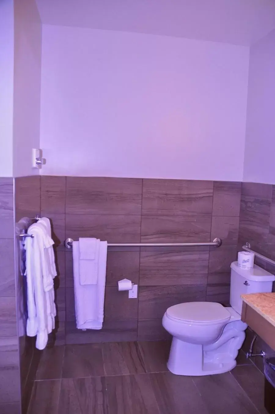 Queen Room with Two Queen Beds - Disability Access in Hotel 11, MOD A Sonesta Collection Queen Room with Two Queen Beds - Disability Access in Hotel 11, MOD A Sonesta Collection