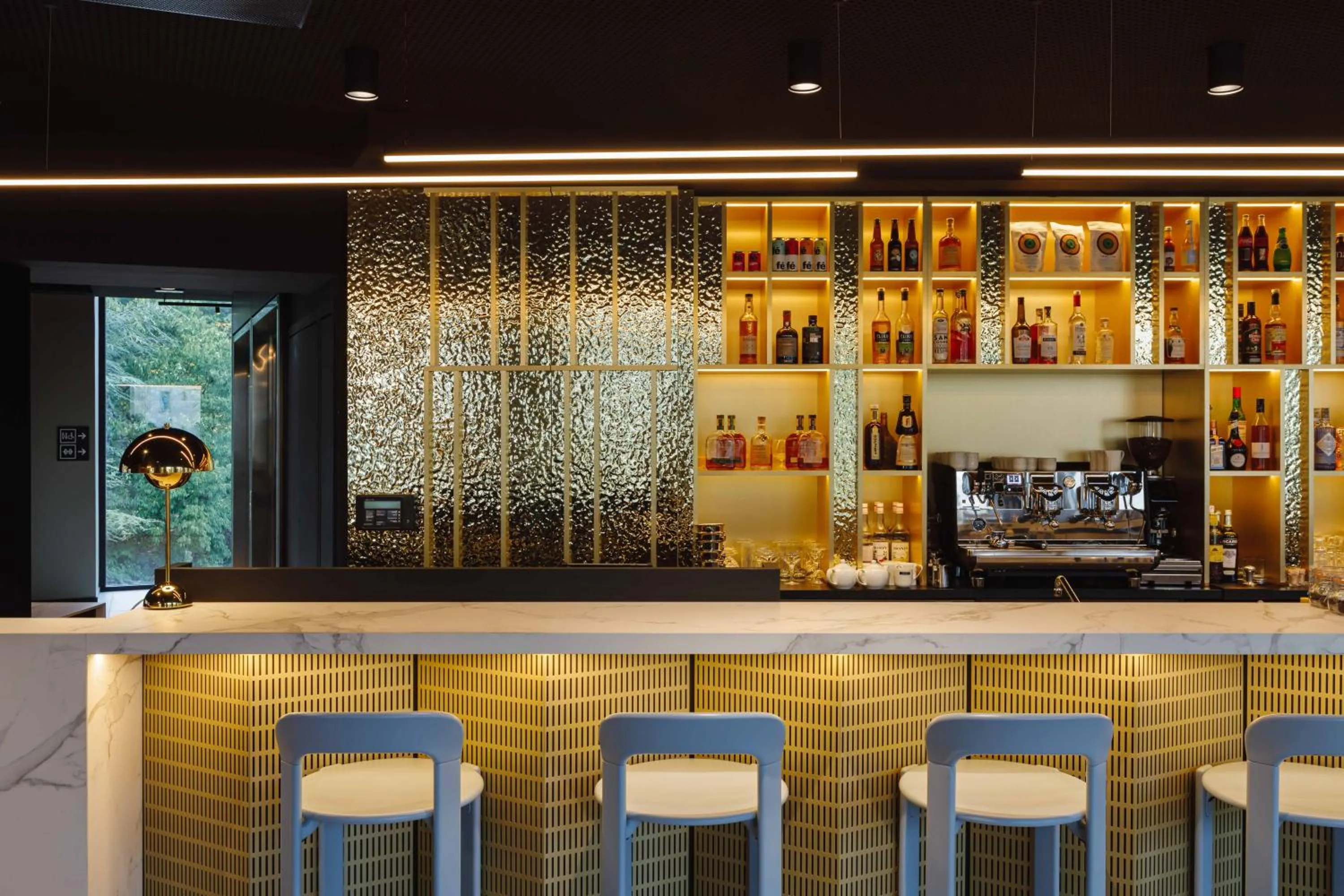 Lounge or bar in TRIBE Lyon Croix Rousse