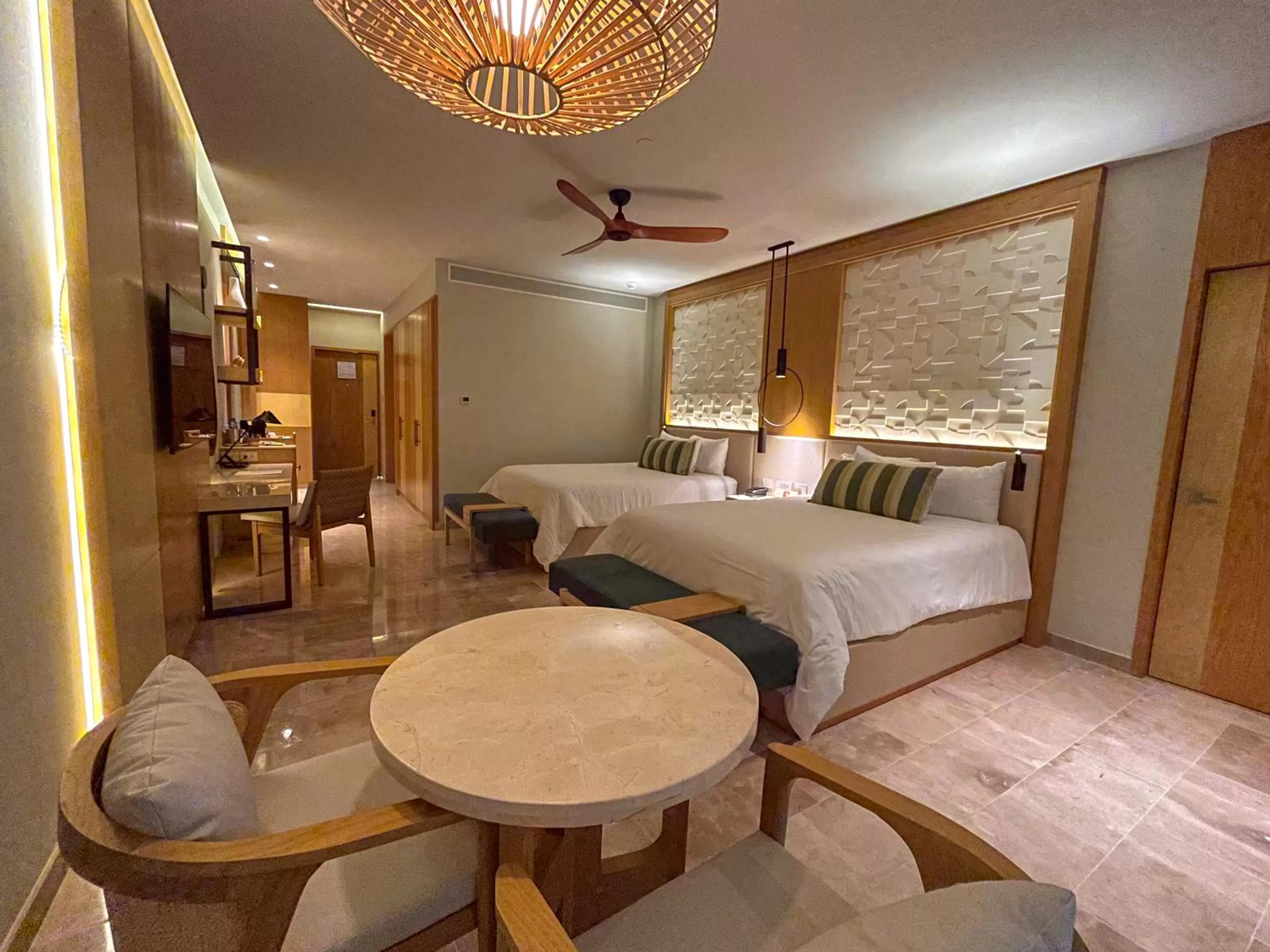 Photo of the whole room, Bed in Haven Riviera Cancun - All Inclusive - Adults Only