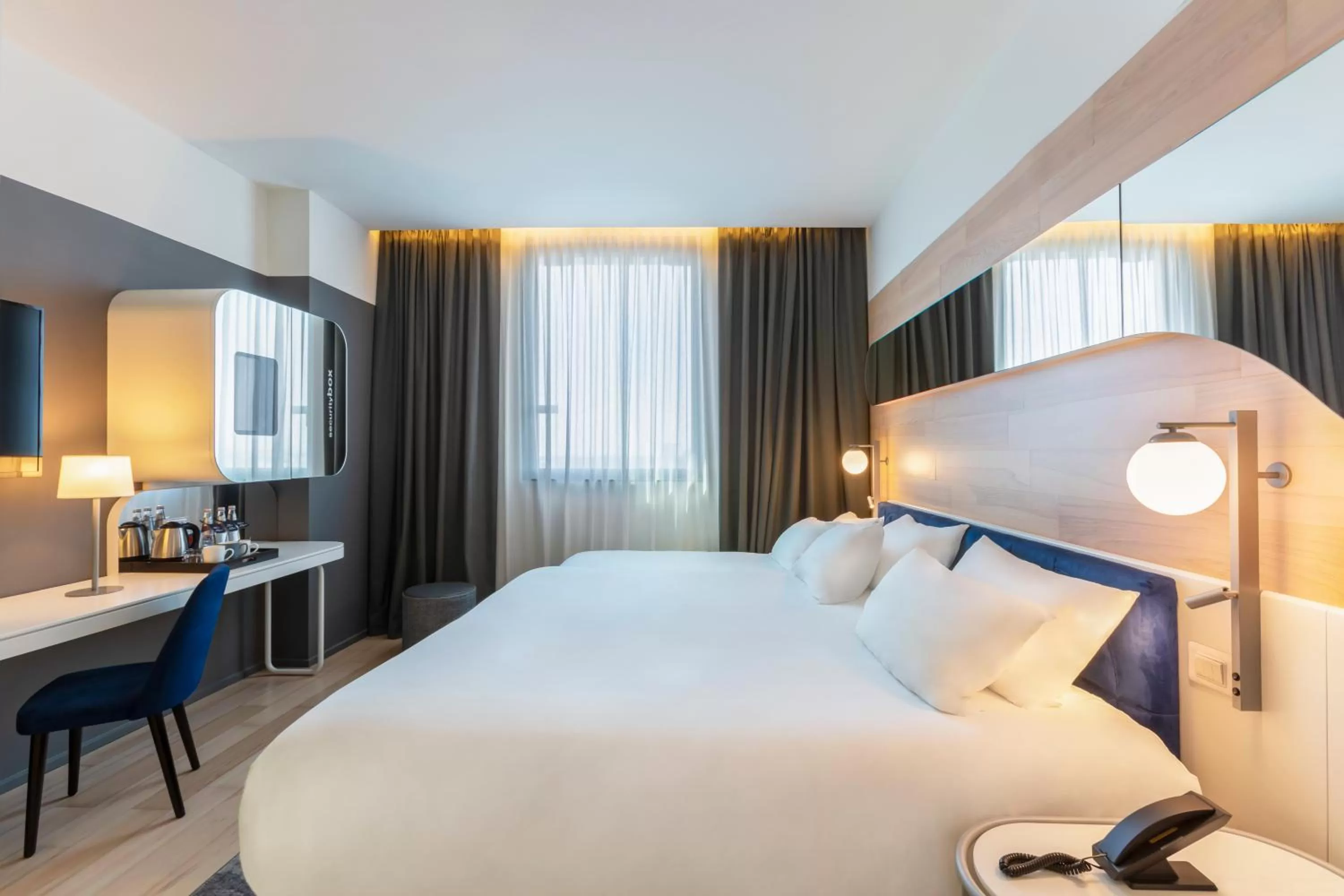Bed in voco Milan-Fiere by IHG