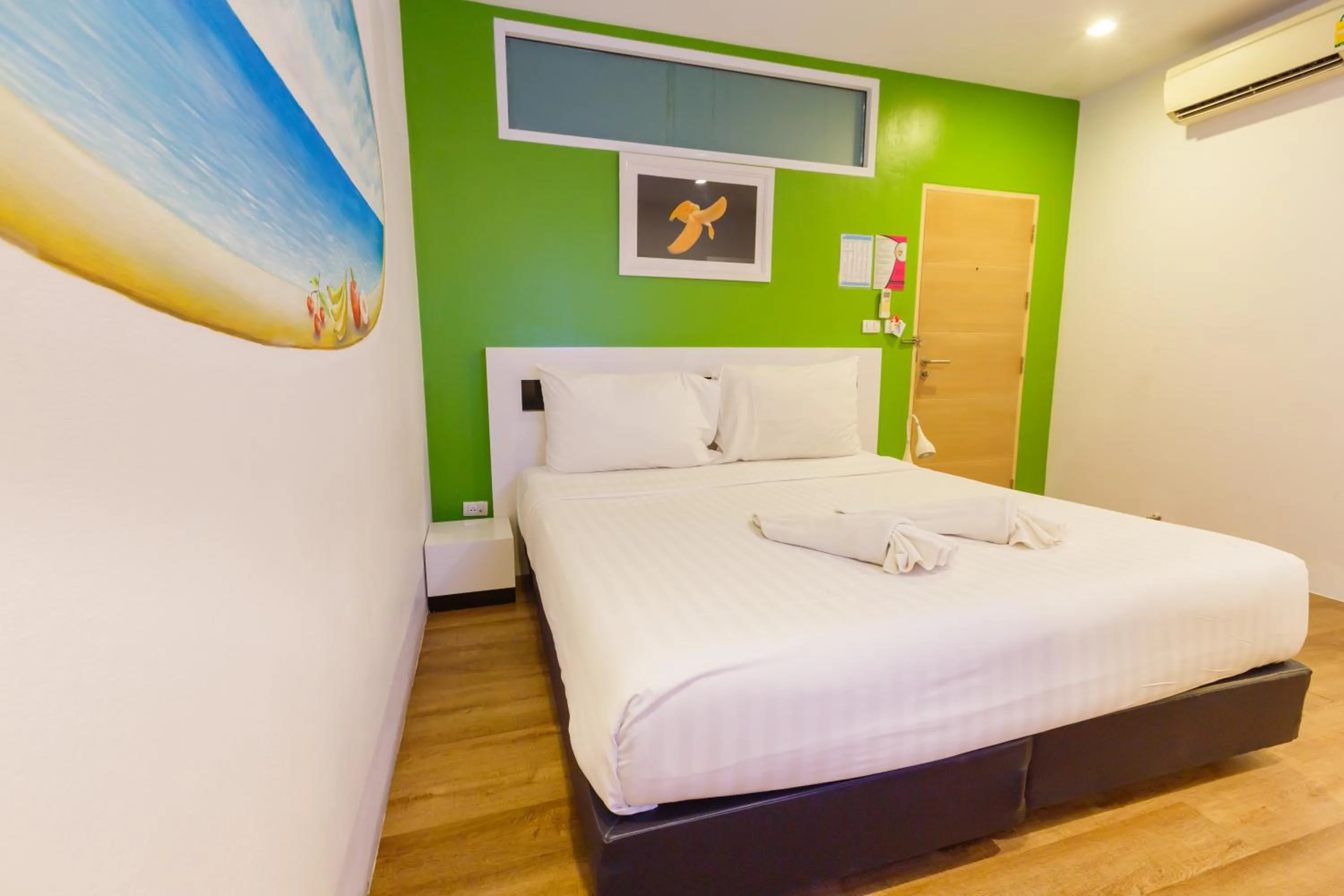 Bedroom, Bed in The Frutta Boutique