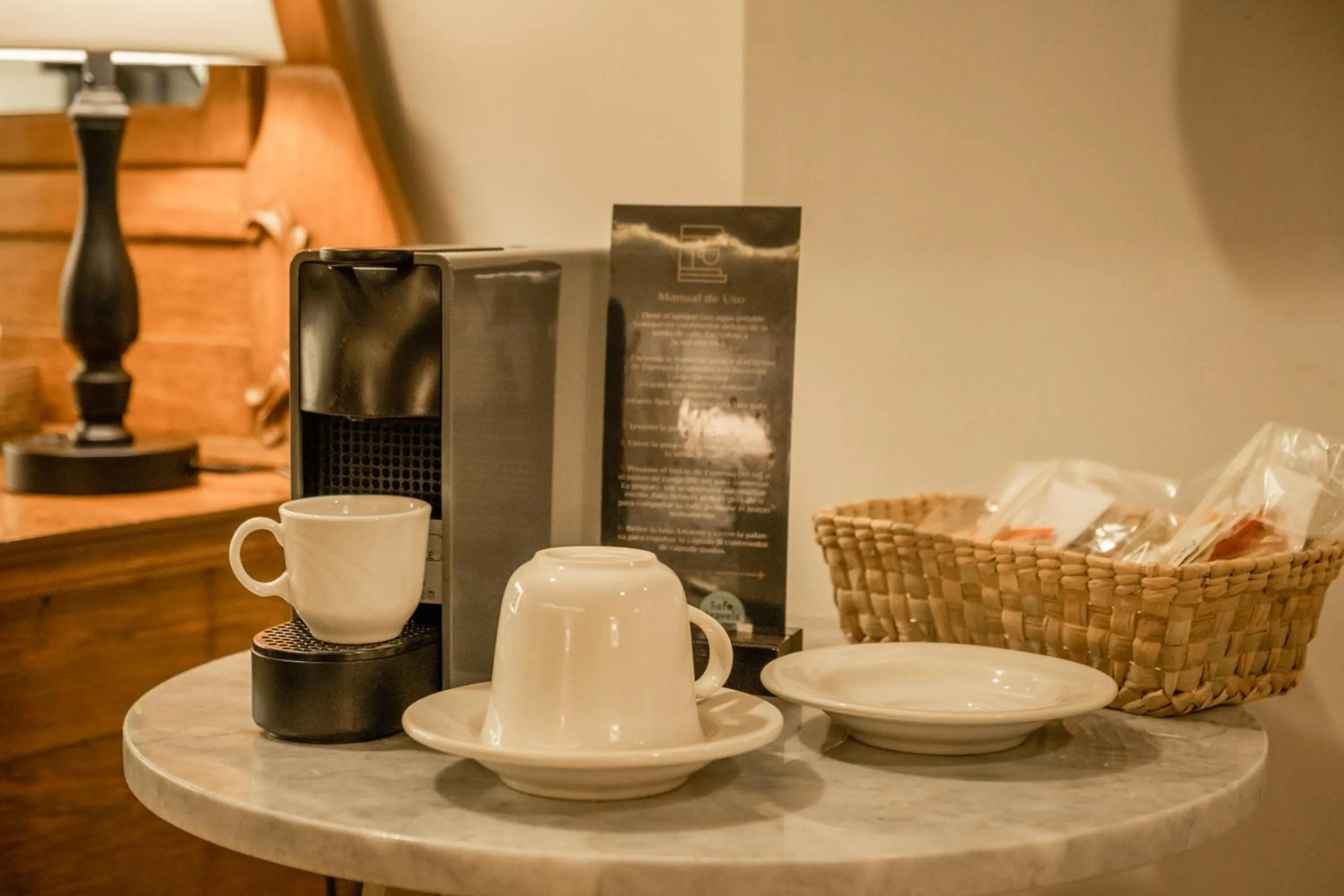 Coffee/tea facilities in Hotel Boutique Naura Centro