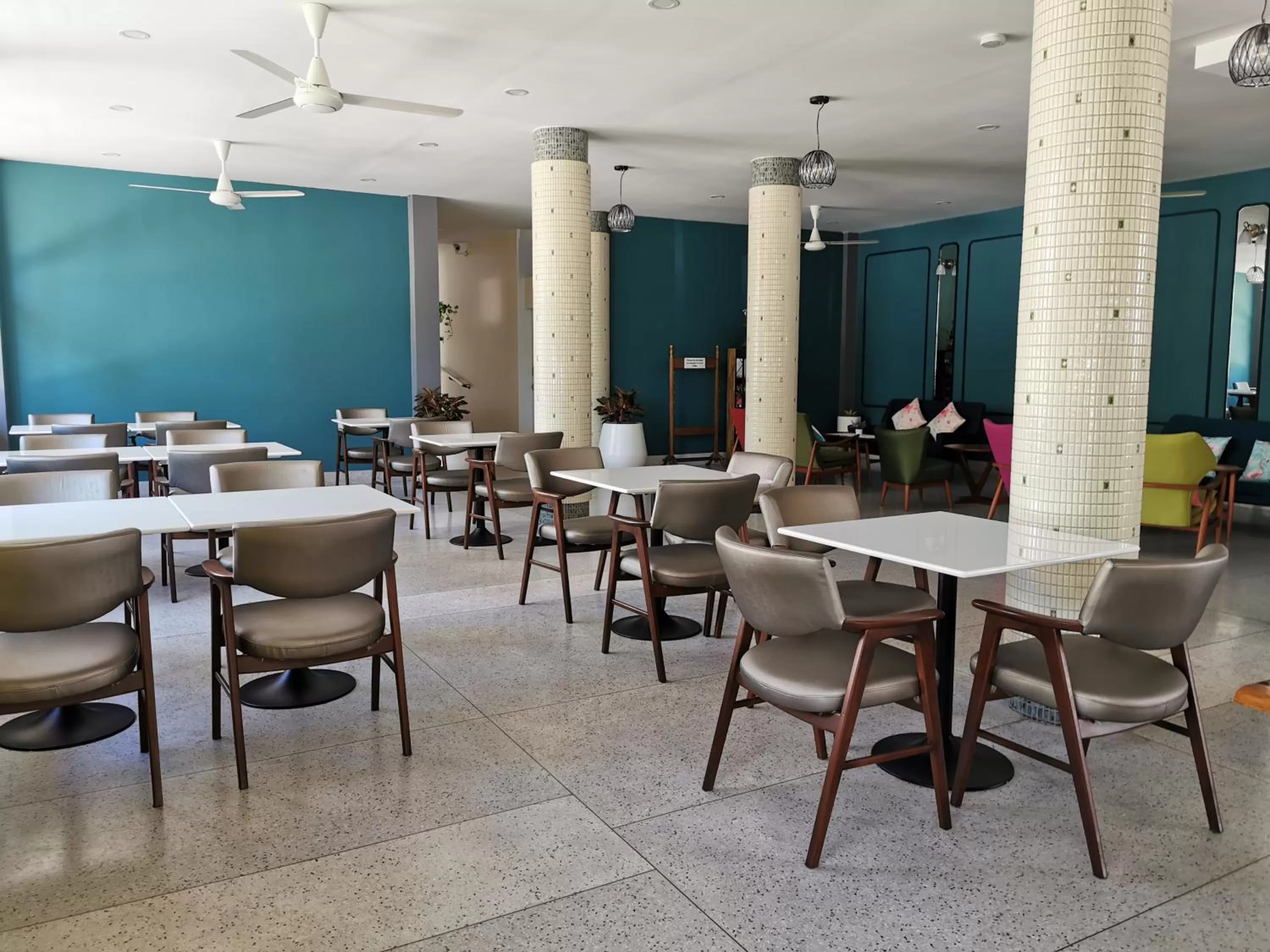 Restaurant/places to eat in Subhamitra Hotel Hua Hin-SHA Certified