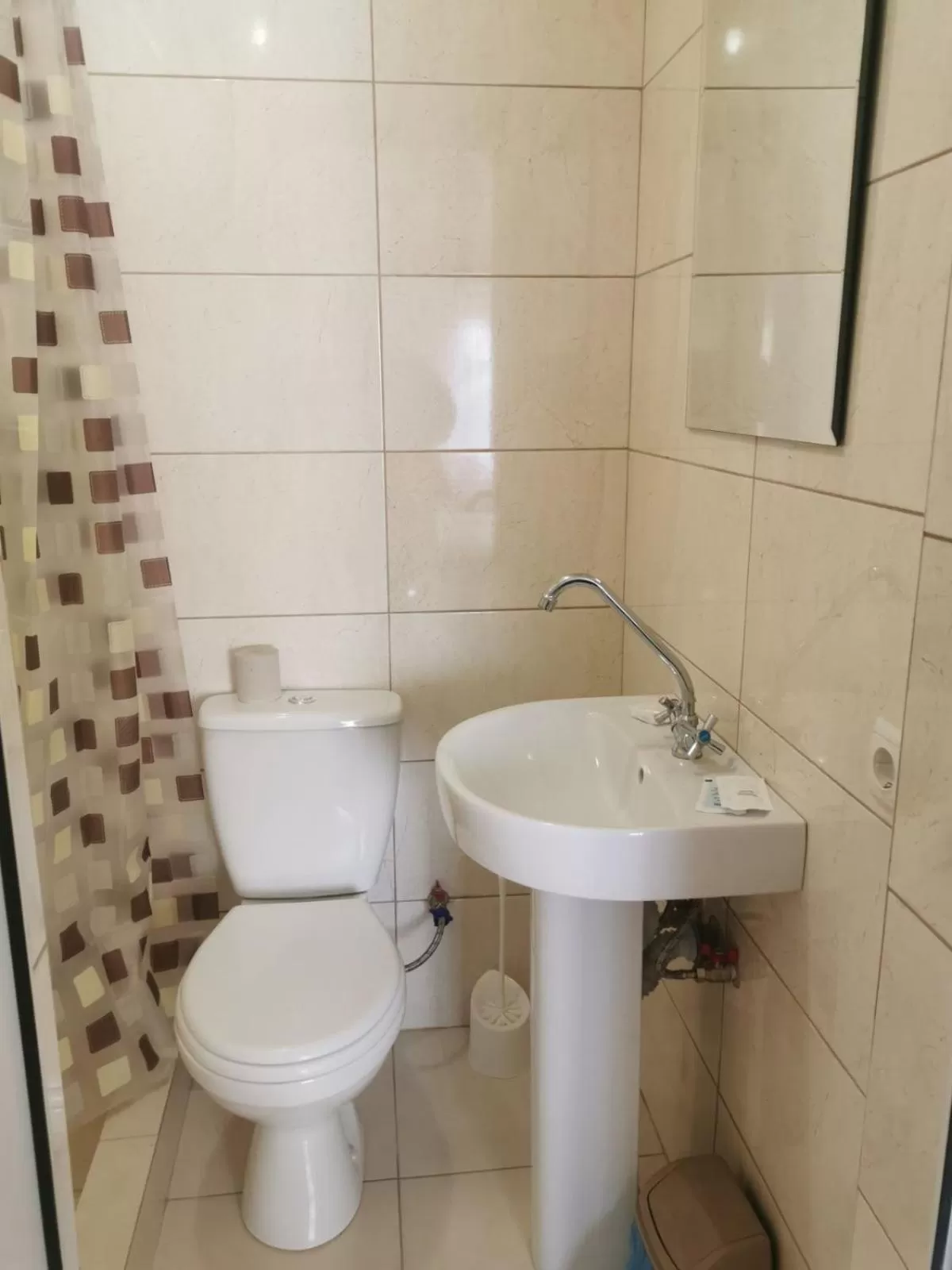 Bathroom in Monte-Kristo Hotel