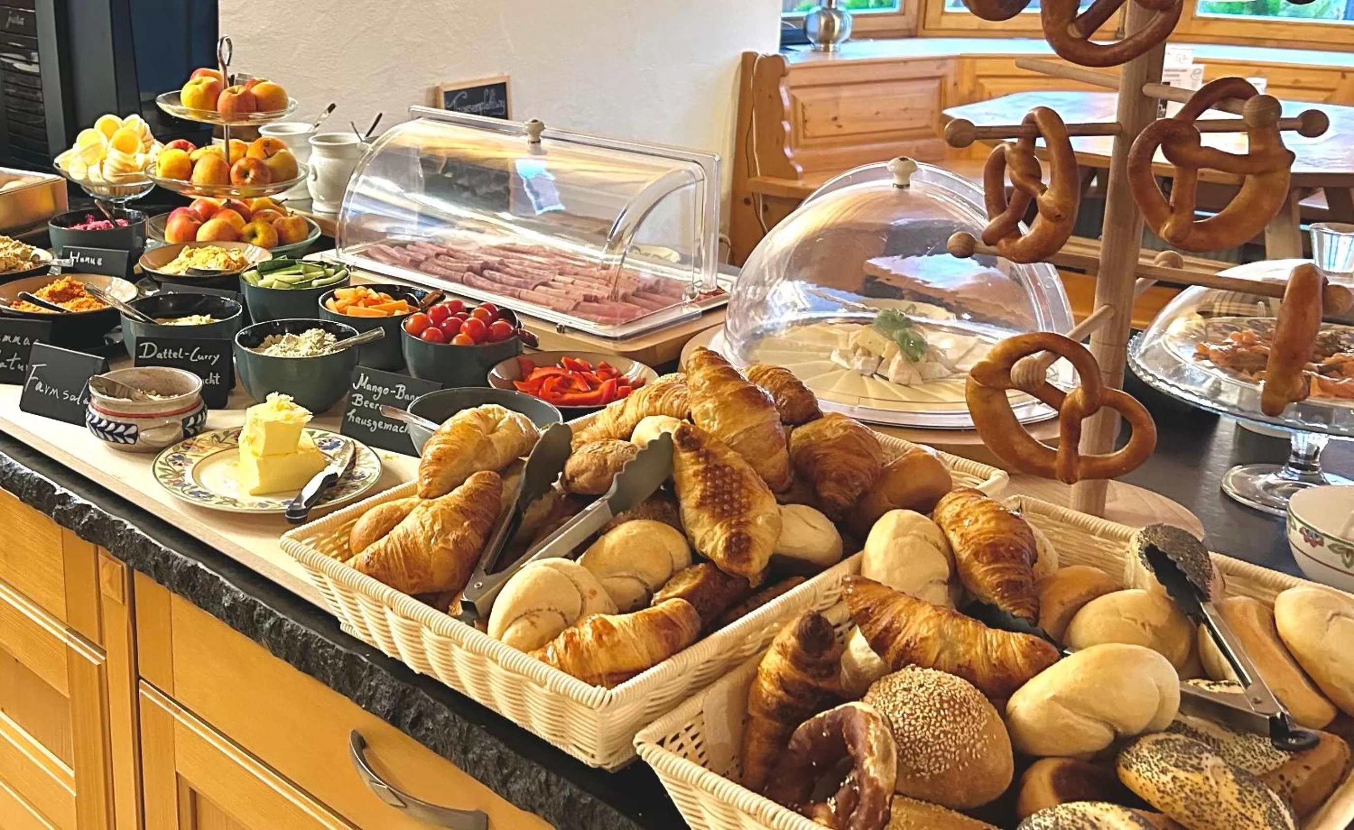 Breakfast in Das Maximilian - Feines Landhotel am Schliersee