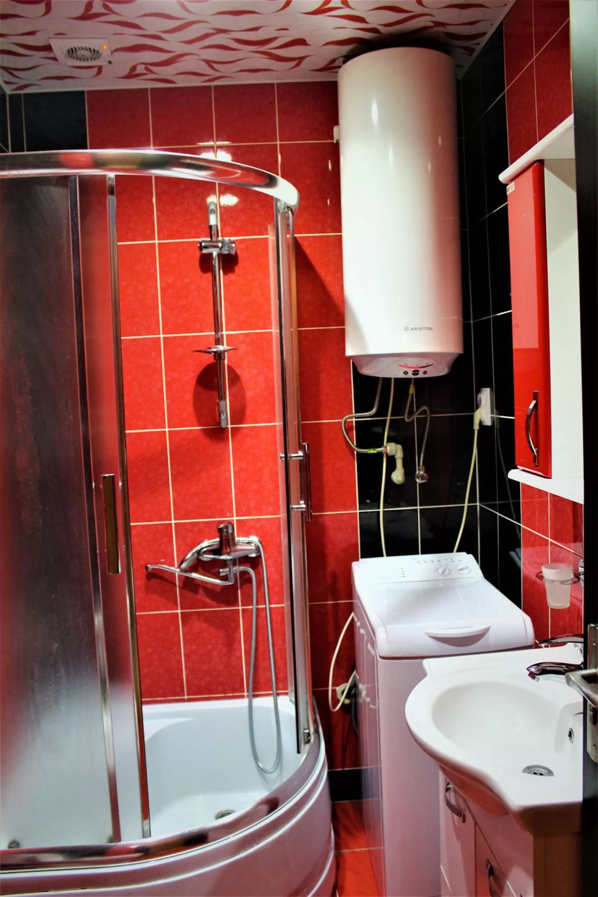Shower, Bathroom in Orbi Lux Apartment
