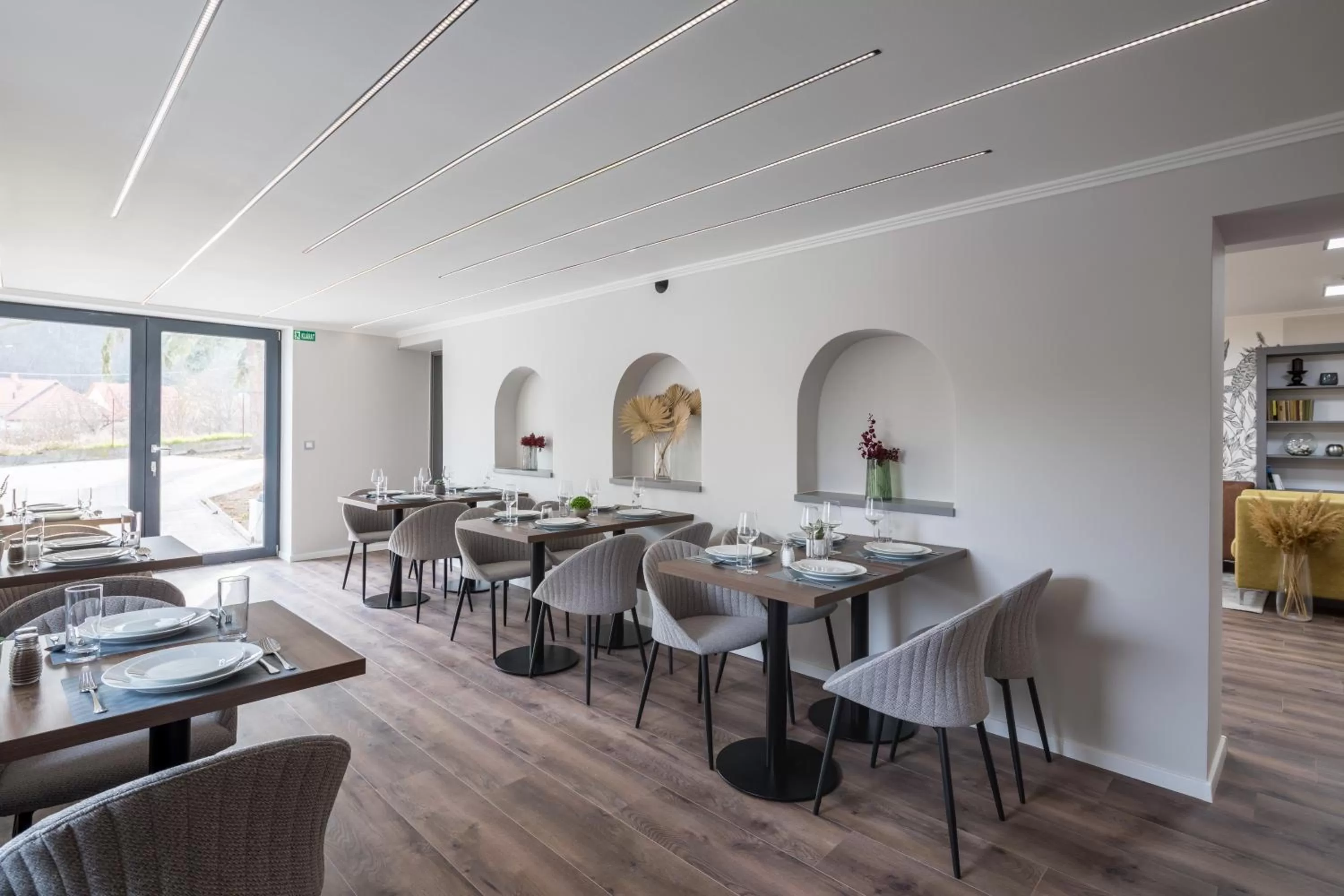 Restaurant/places to eat in Villa Bérc