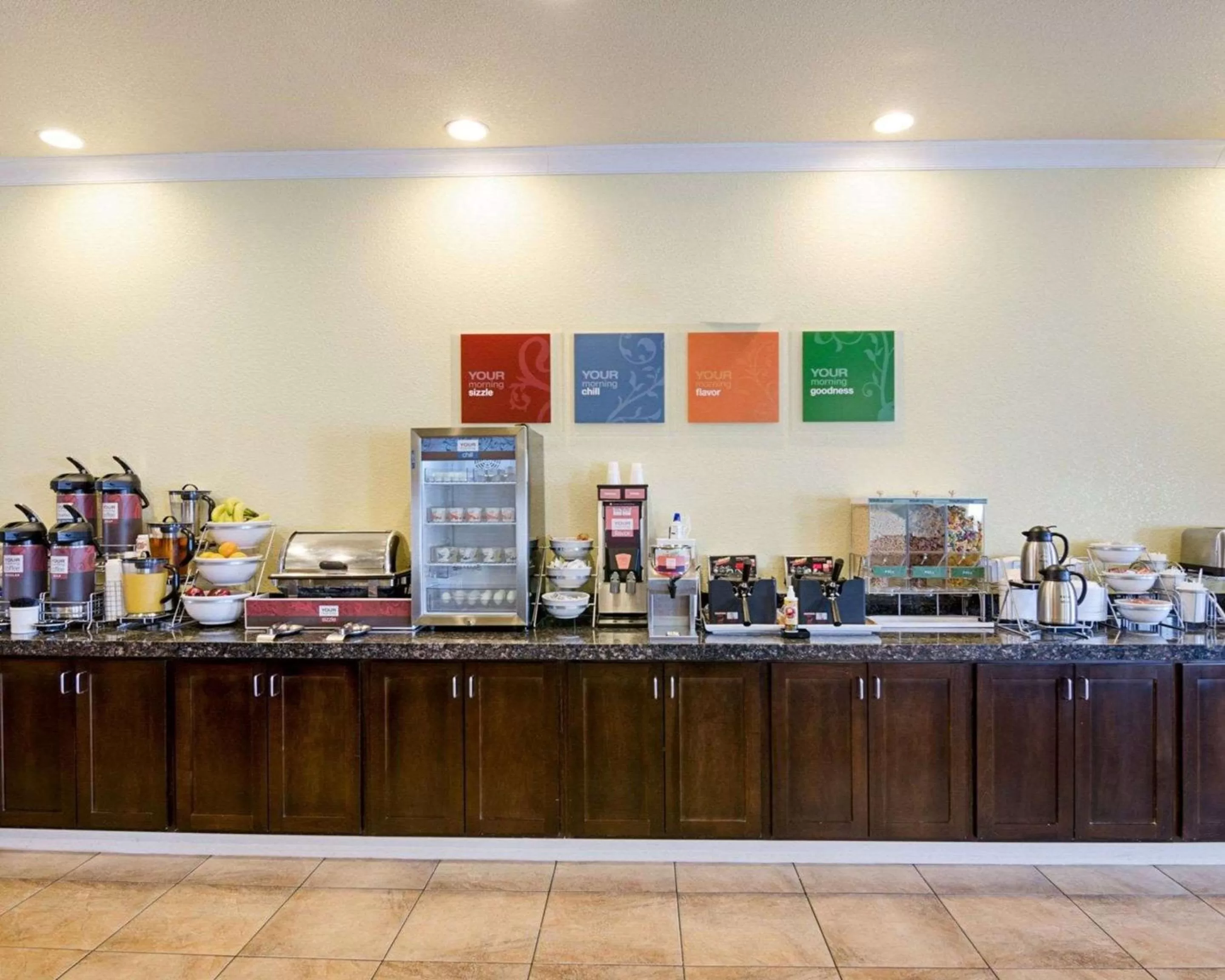 Restaurant/places to eat in Comfort Inn & Suites Orange - Montpelier