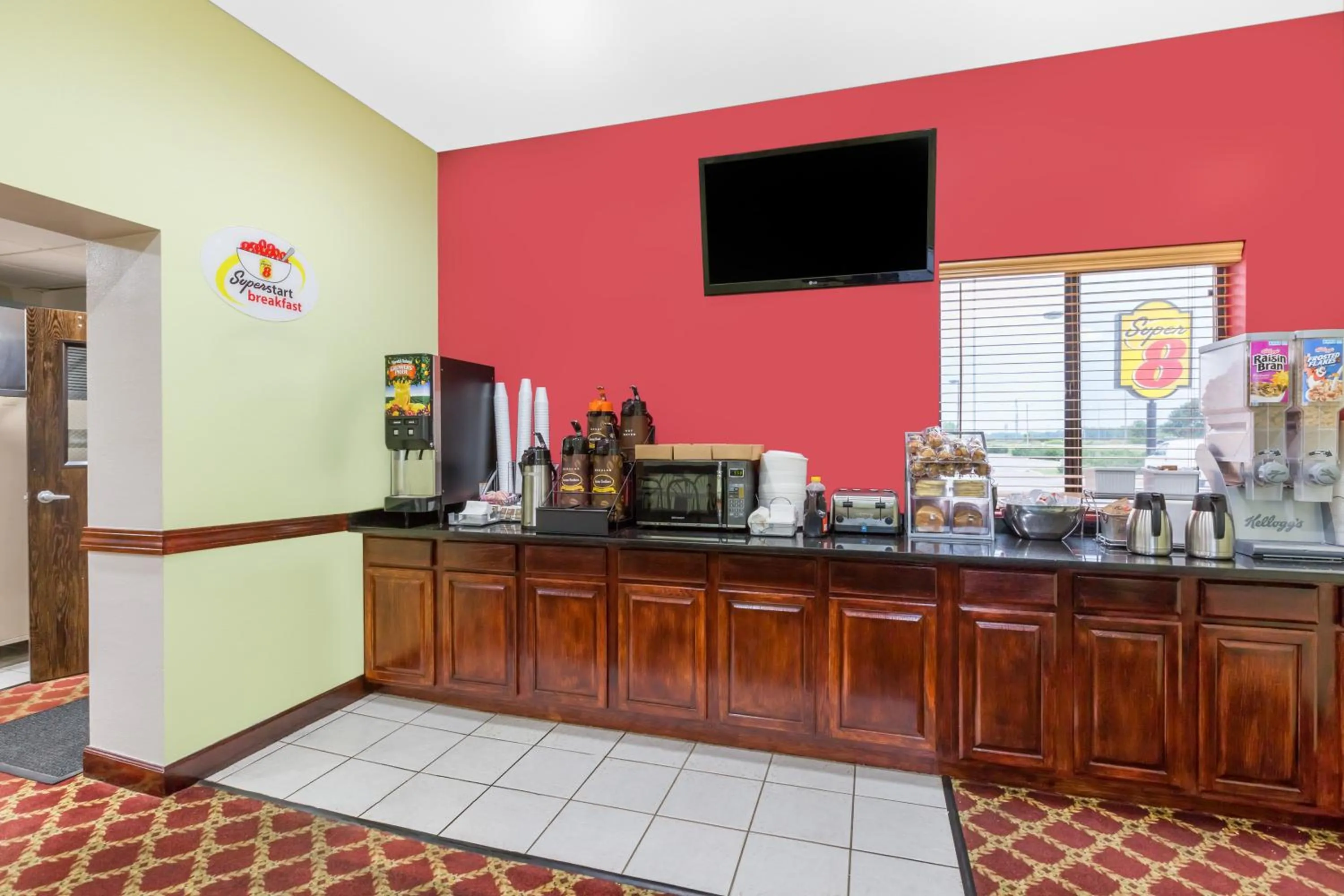 Continental breakfast in Super 8 by Wyndham Ames